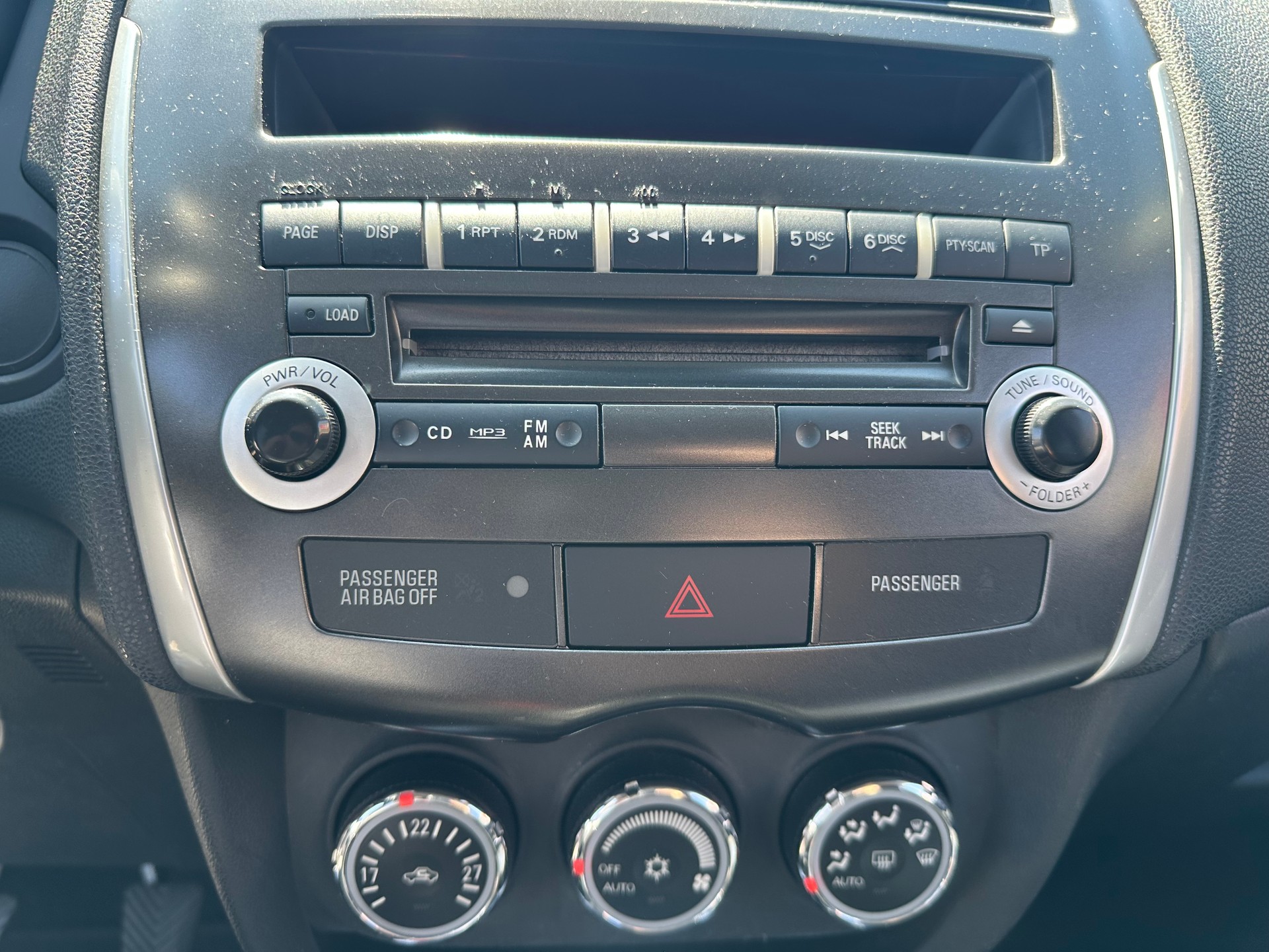 MITSUBISHI ASX 1.8 DID 4WD-image-11