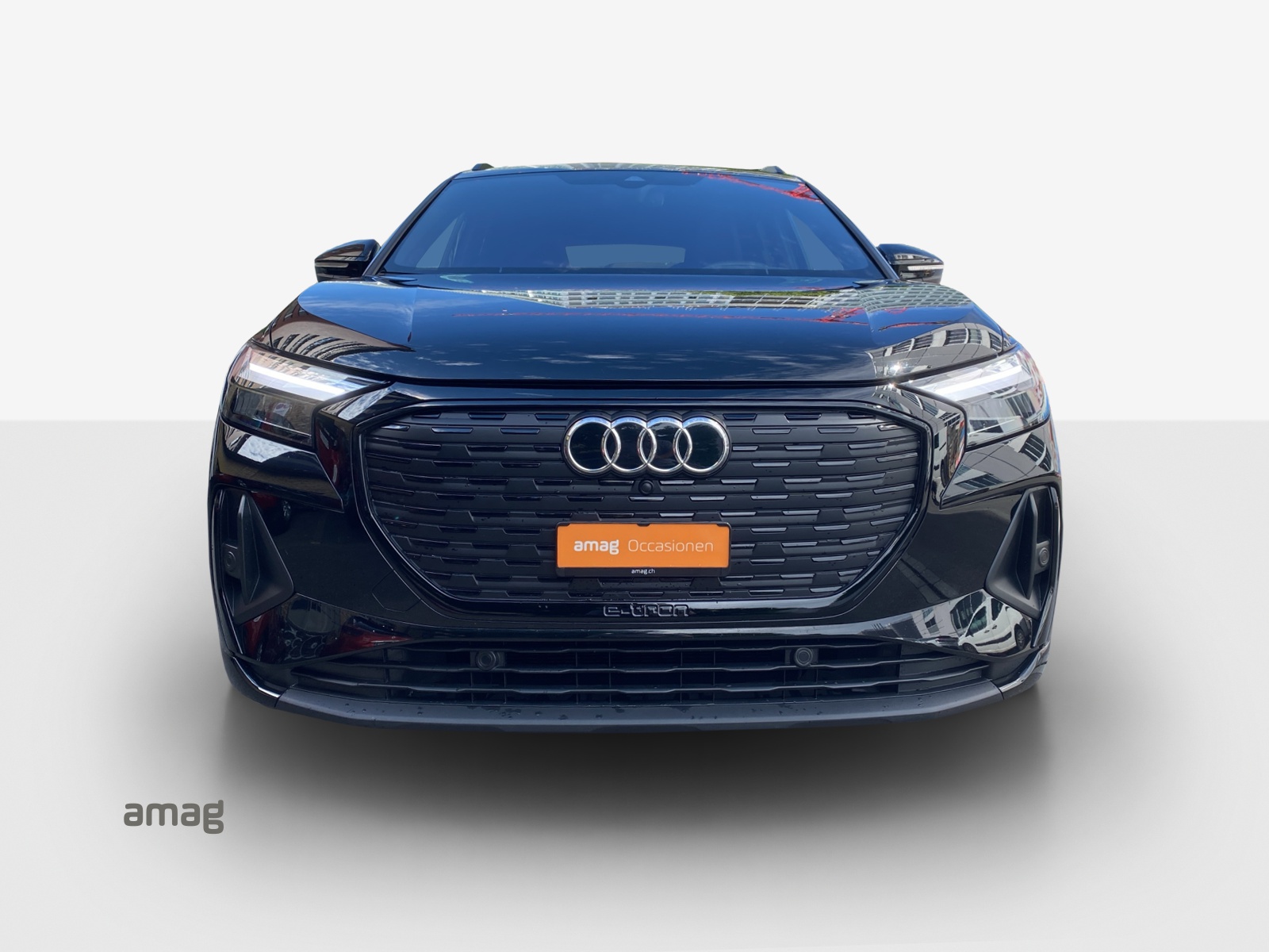 AUDI Q4 e-tron 50 quattro-image-6