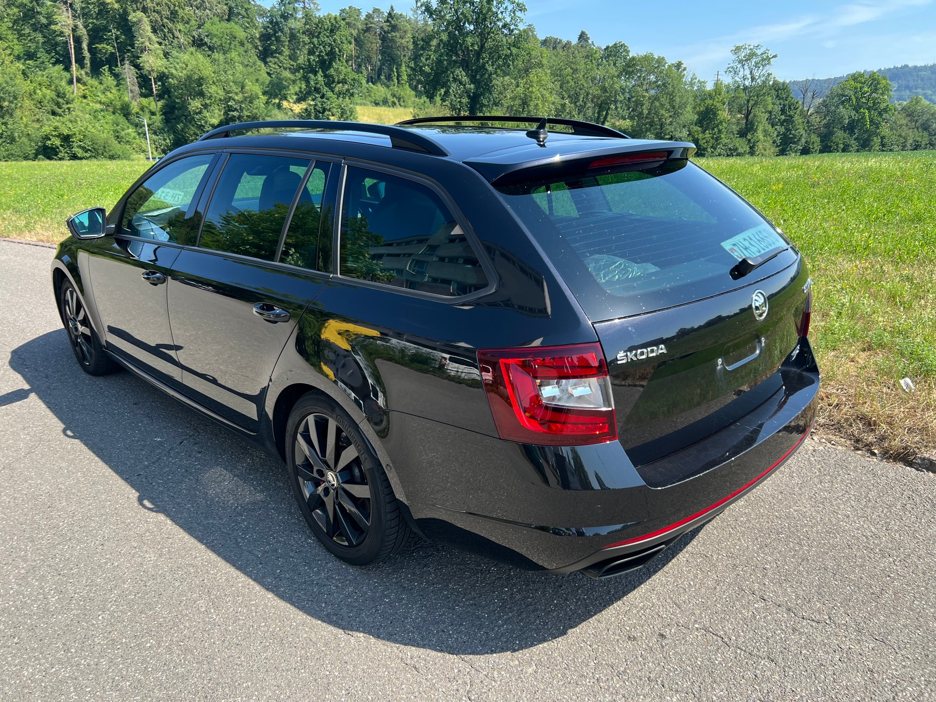 SKODA Octavia Combi 2.0 TSI RS DSG-image-3