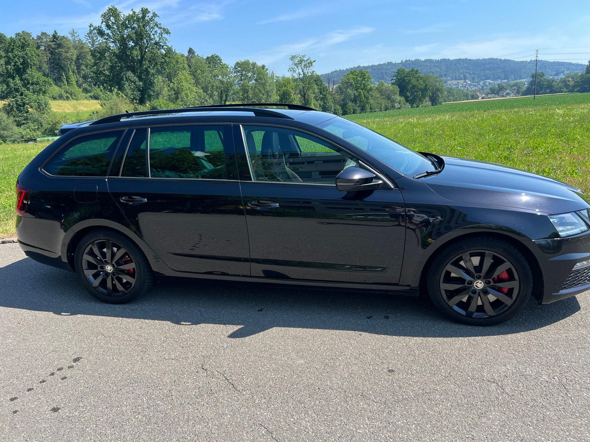 SKODA Octavia Combi 2.0 TSI RS DSG-image-1