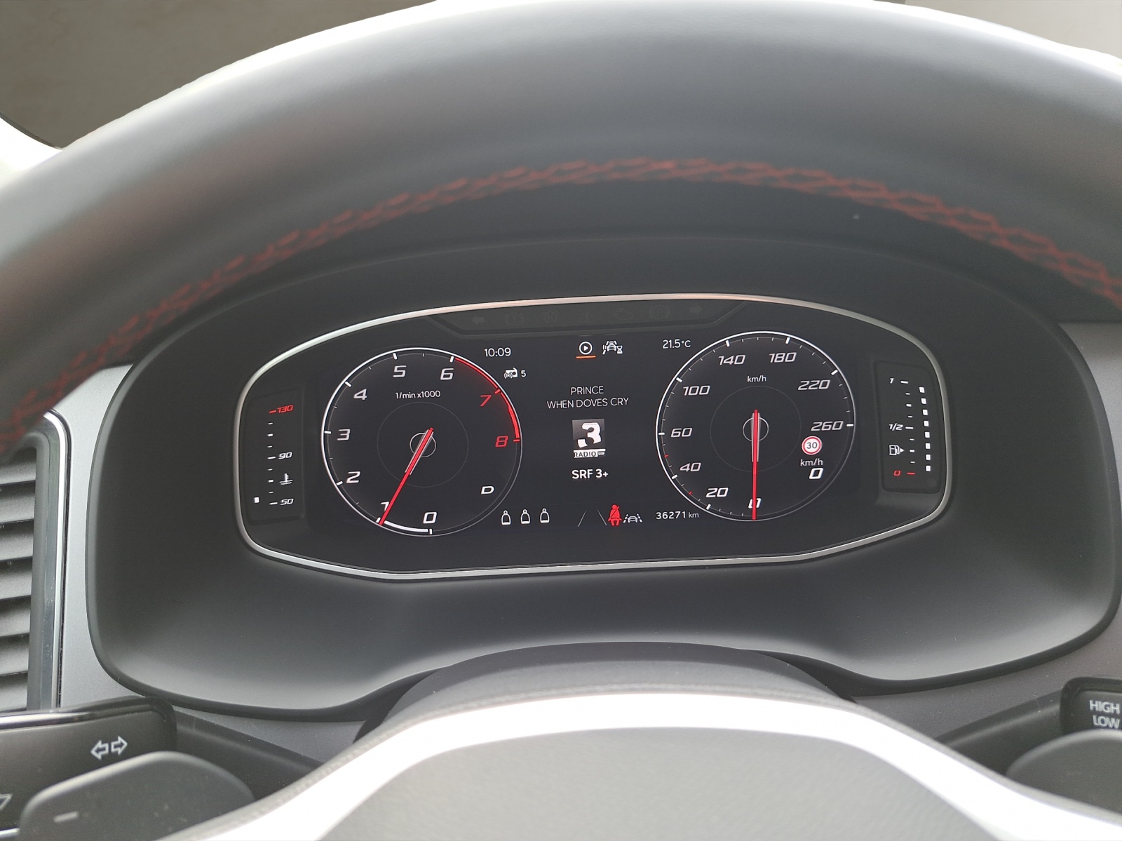 SEAT Ateca 1.5 TSI FR DSG-image-17