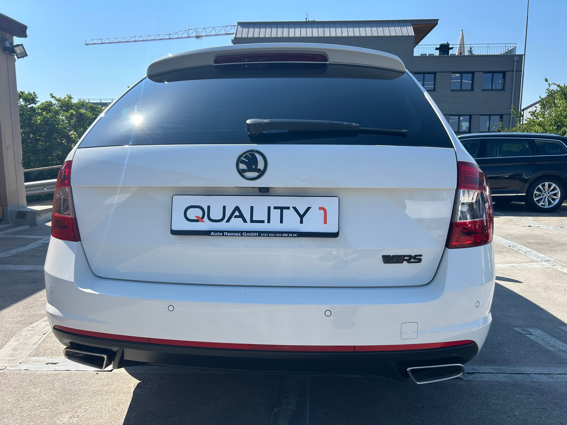 SKODA Octavia Combi 2.0 TDI RS-image-3