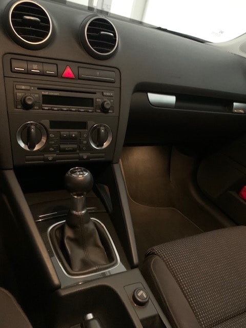 AUDI 2.0 TDI Ambition-image-3