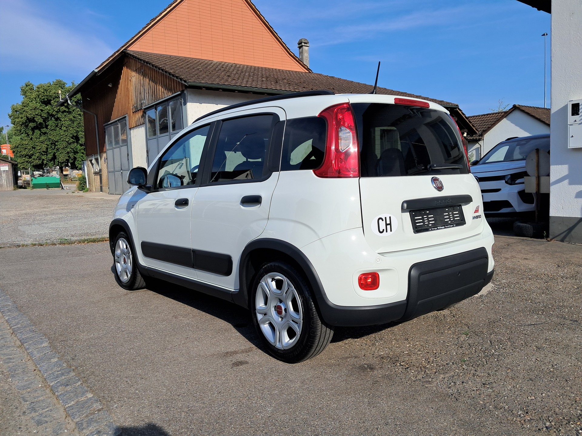 FIAT Panda 1.0 MHEV City Life-image-2