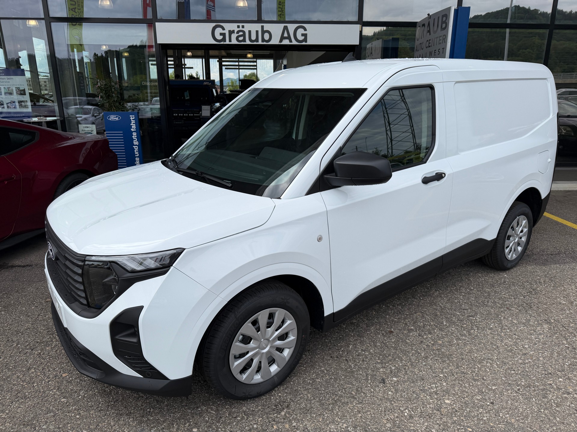 FORD Transit Courier Van 1.0 EcoBoost Trend Automat-image-3