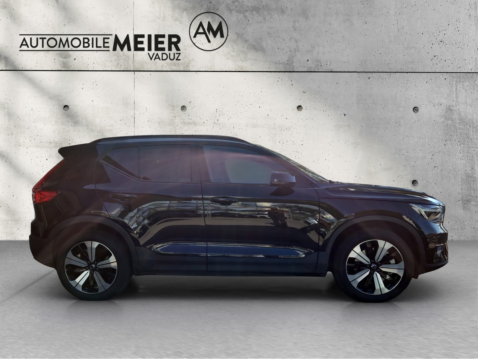 VOLVO XC40 P8 Twin Ultimate AWD-image-1
