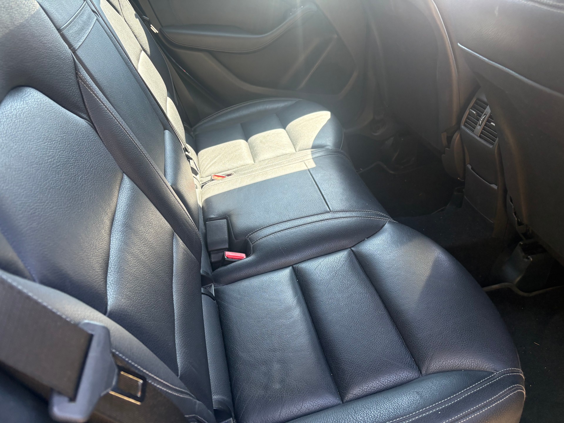 MERCEDES-BENZ B 200 CDI-image-3