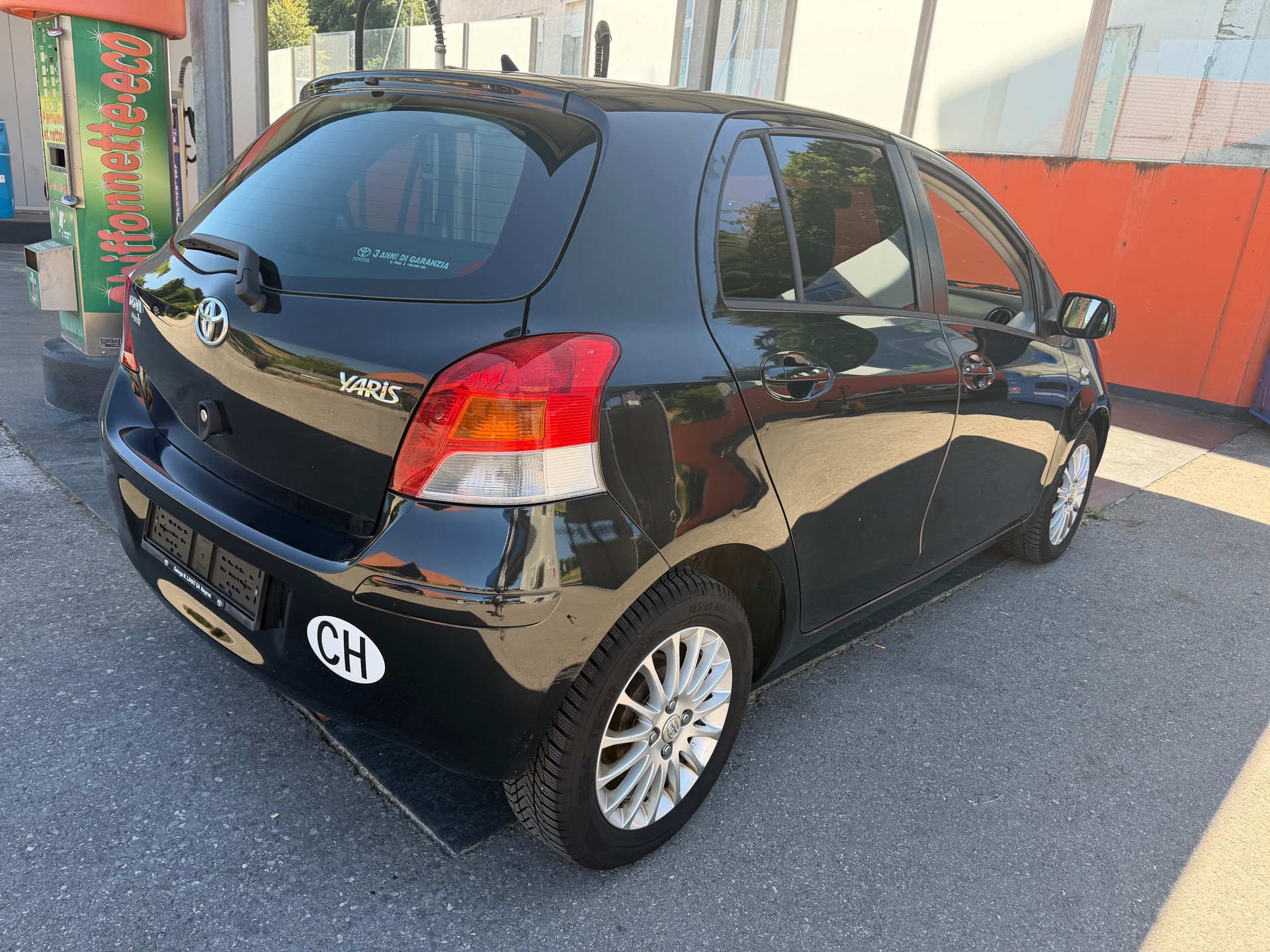 TOYOTA Yaris 1.33 chic Automatic-image-7