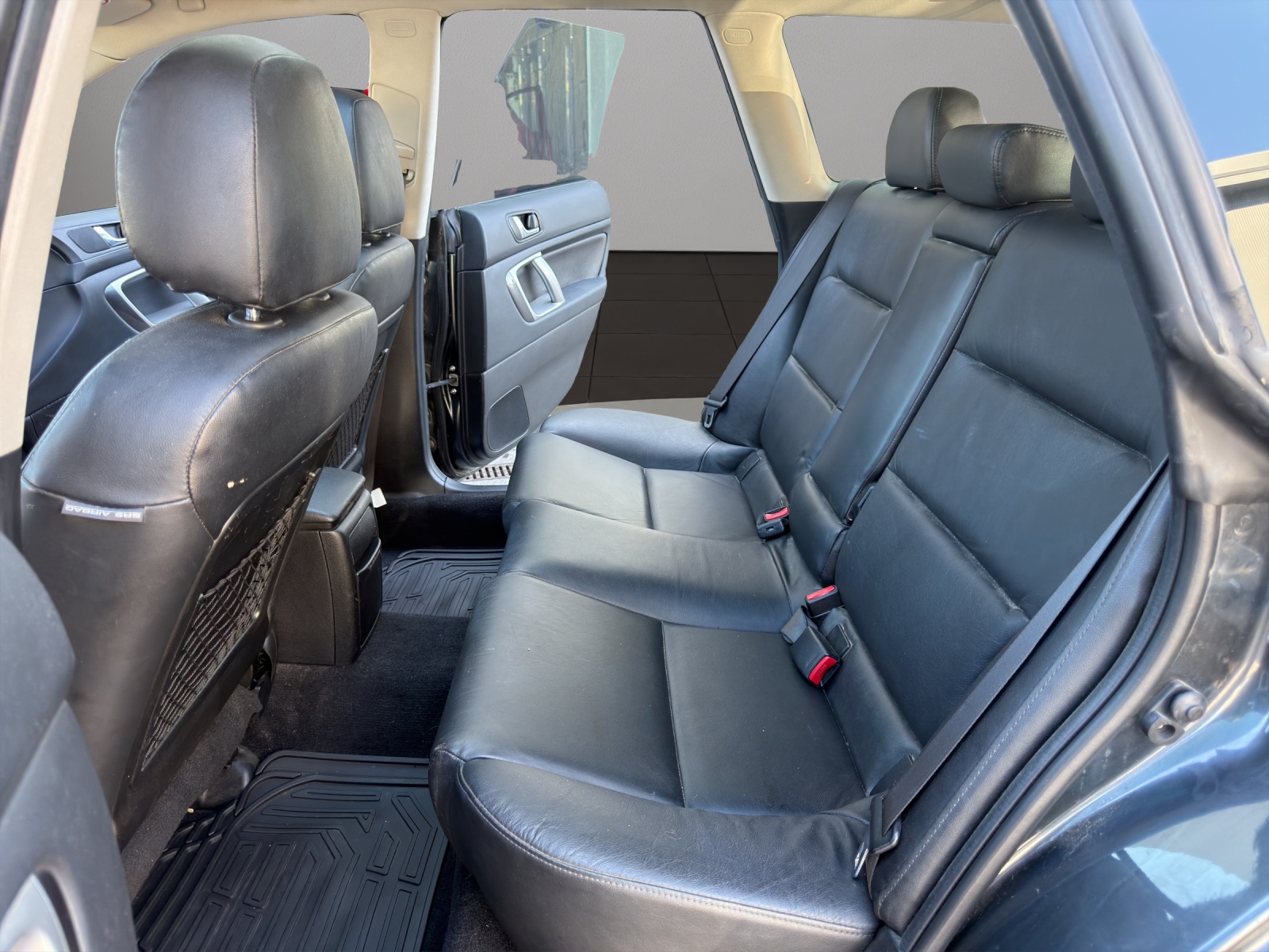 SUBARU Outback 2.0D AWD Limited-image-12