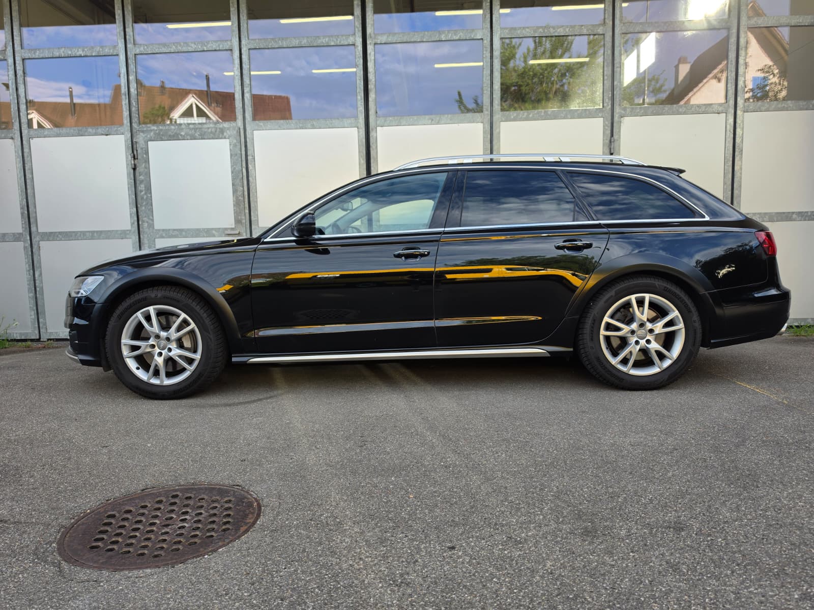 AUDI A6 ALLROAD-image-11