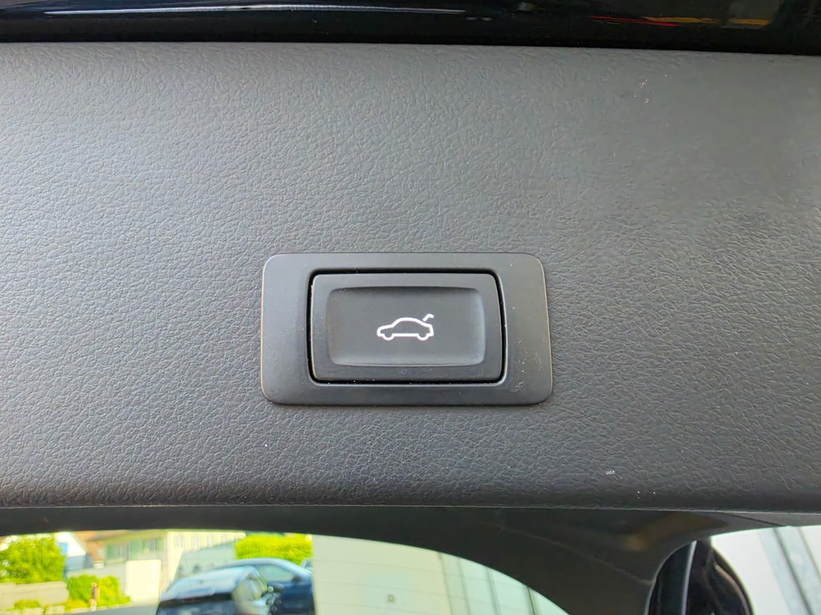 AUDI A6 ALLROAD-image-8