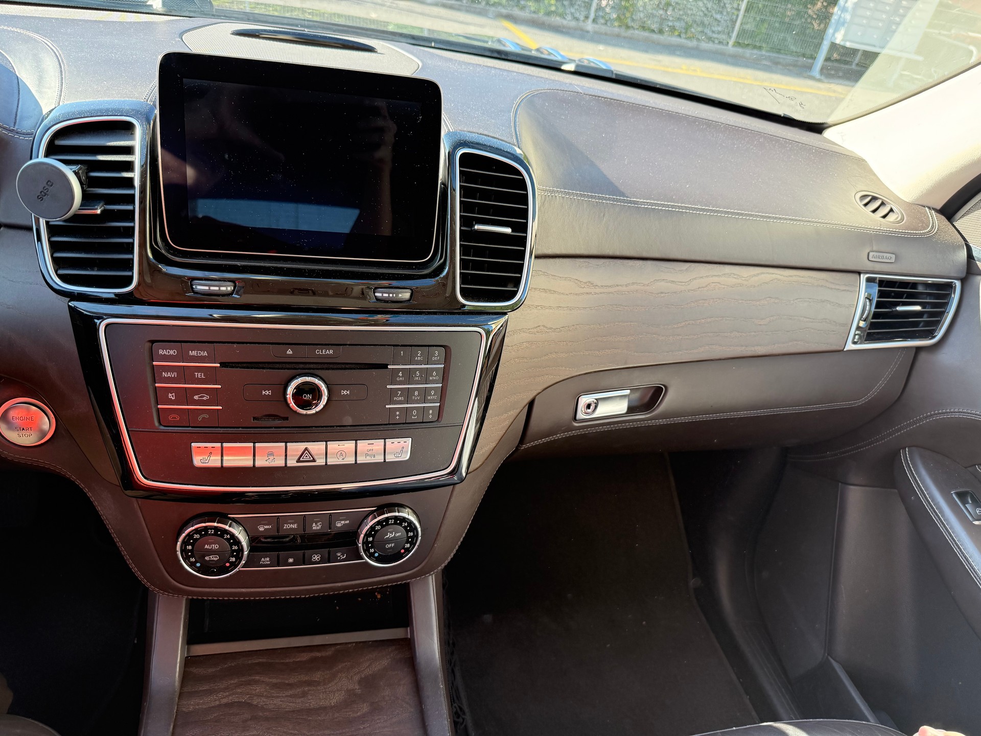 MERCEDES-BENZ GLS 350 d V6-image-5