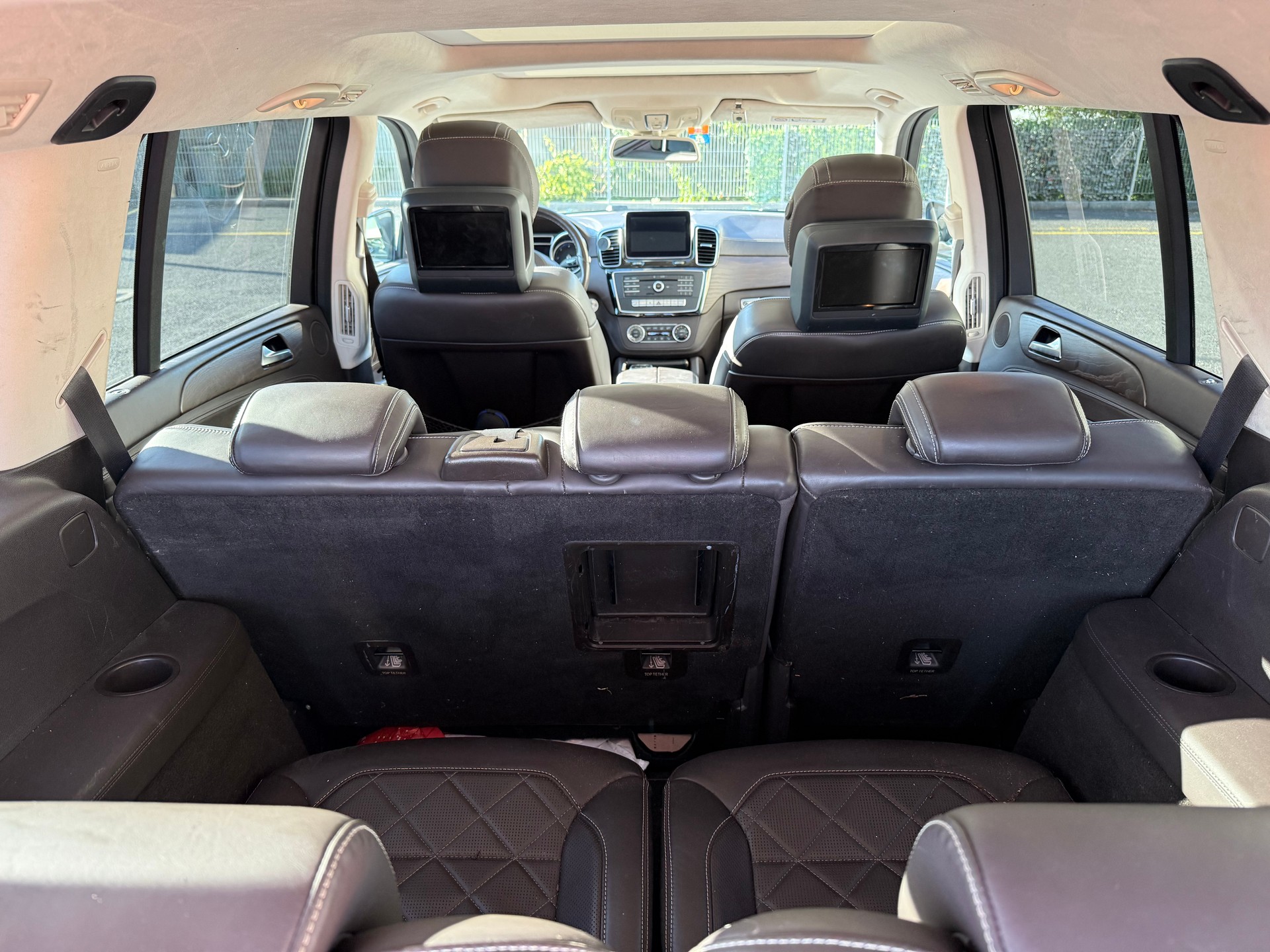 MERCEDES-BENZ GLS 350 d V6-image-4