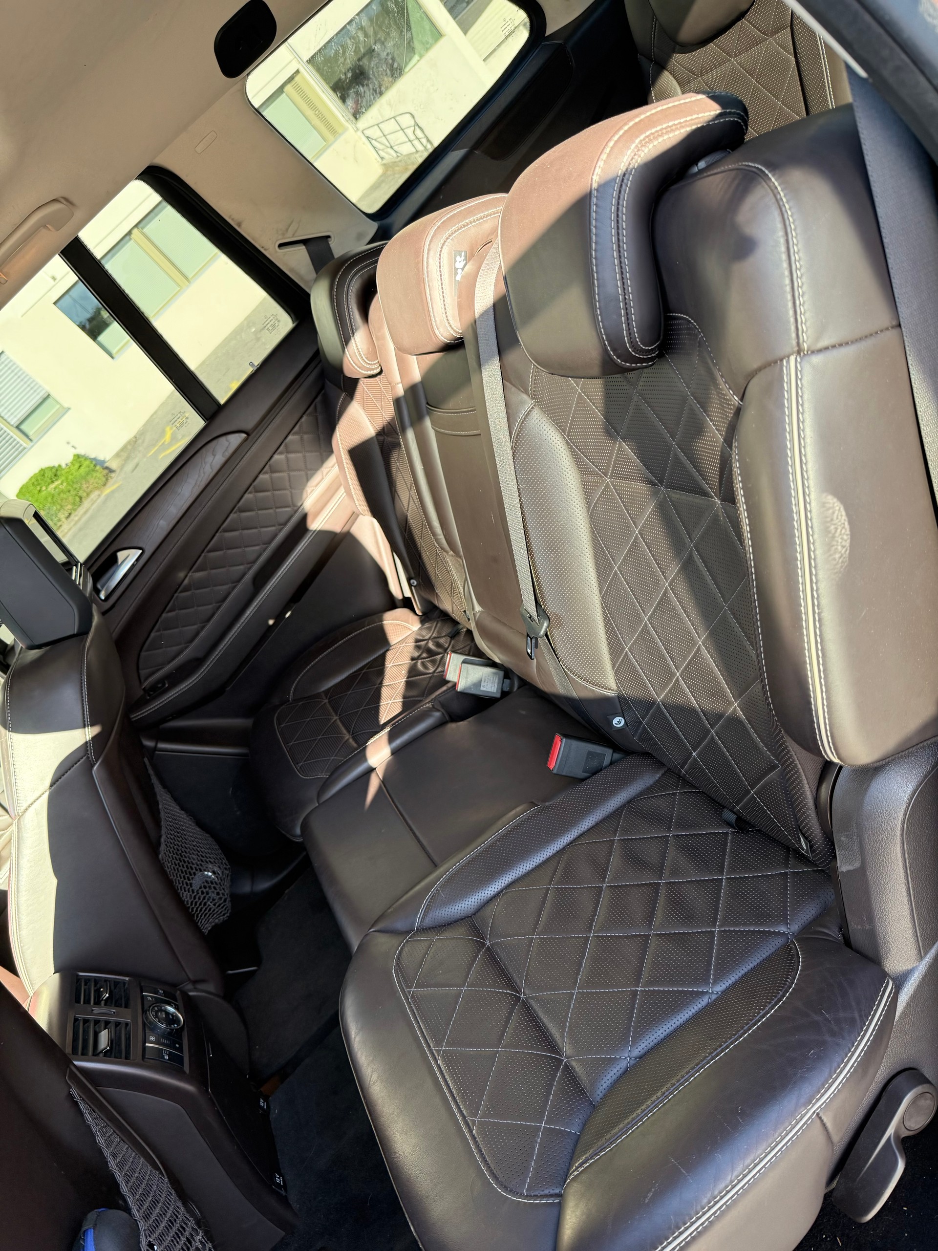MERCEDES-BENZ GLS 350 d V6-image-2