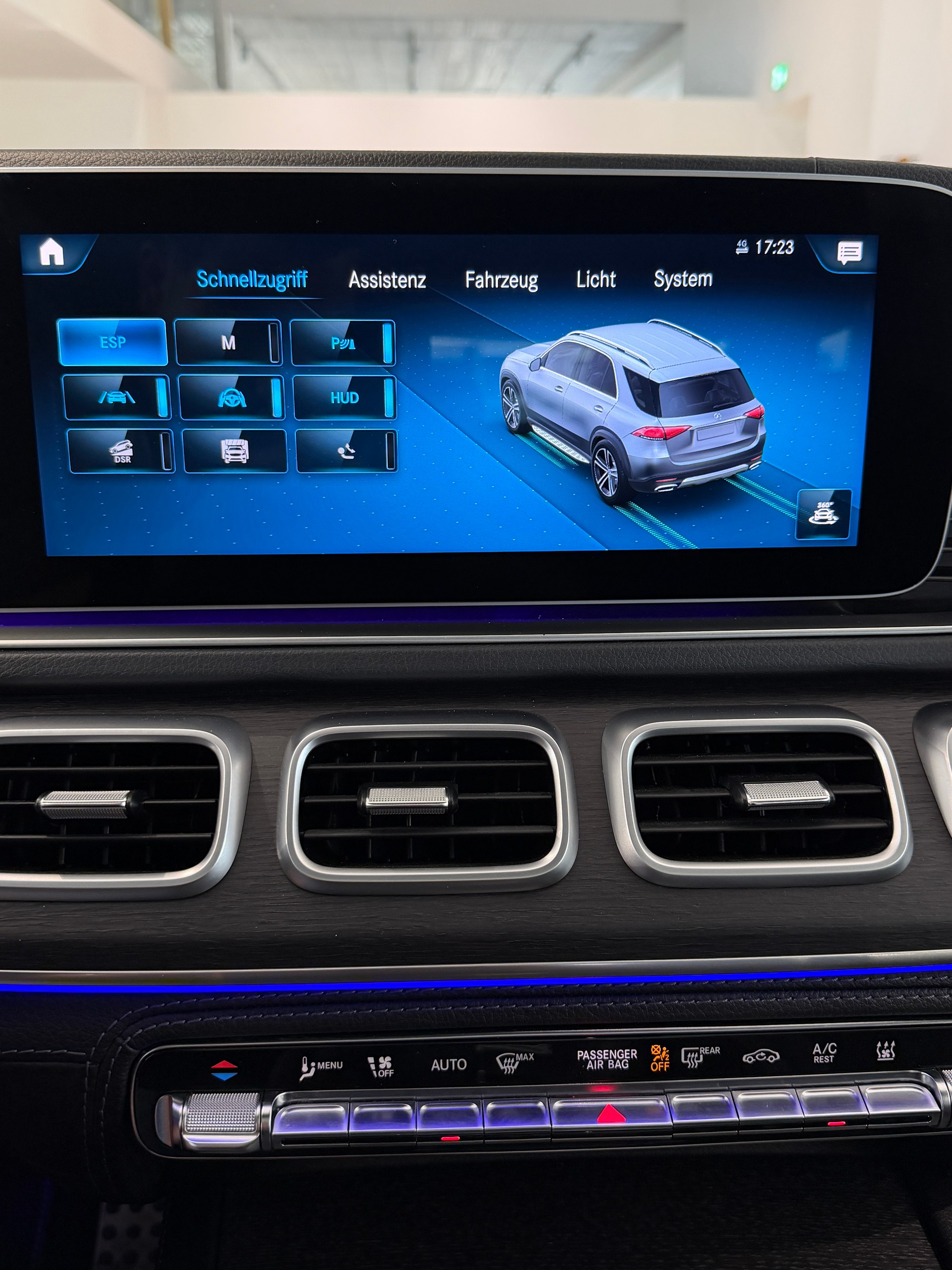 MERCEDES-BENZ GLE 350 de 4Matic AMG Line 9G-Tronic-image-14