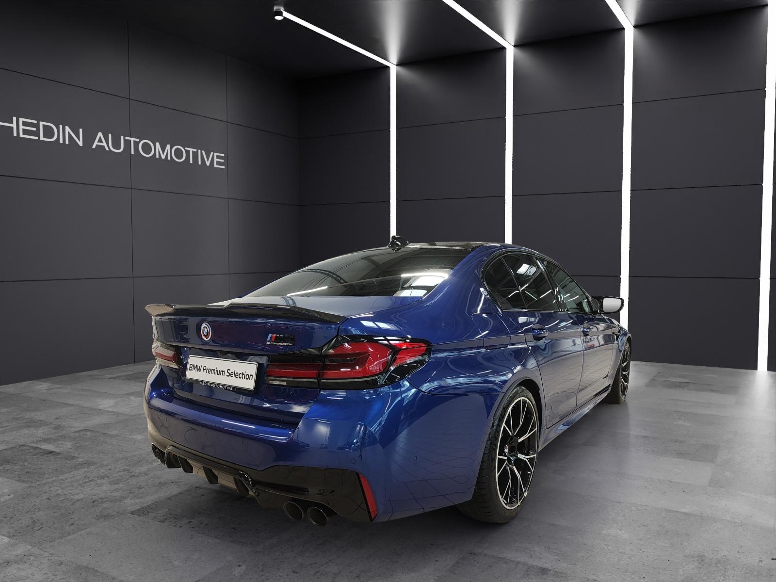 BMW M5 Competition xDrive-image-5