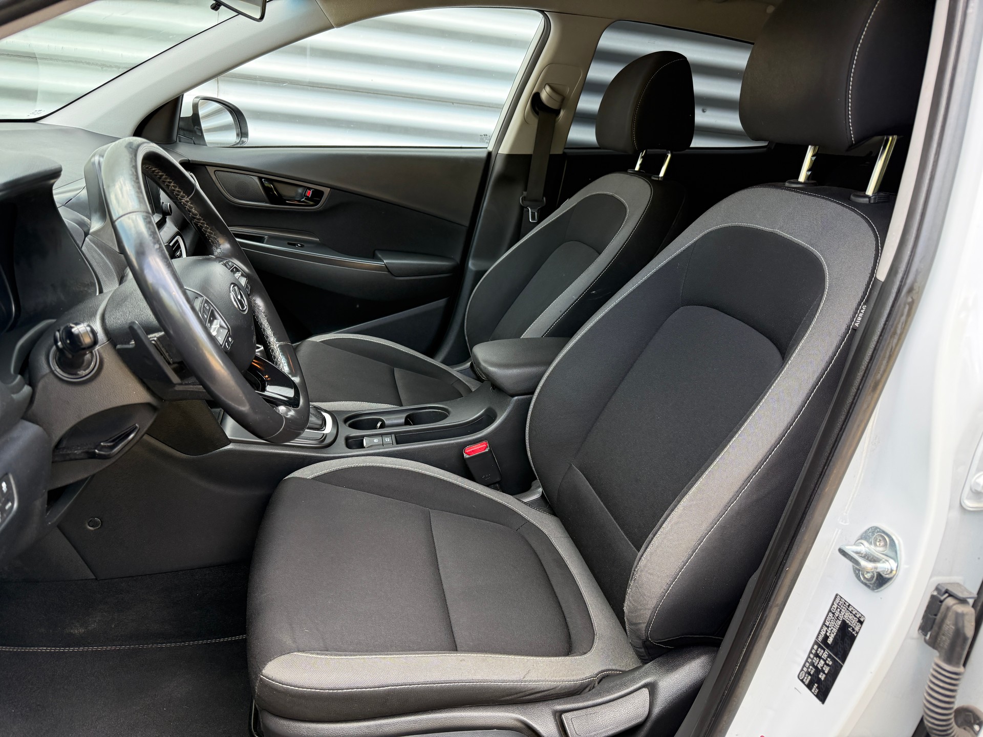 HYUNDAI Kona 1.6 GDi HEV Origo DCT-image-15