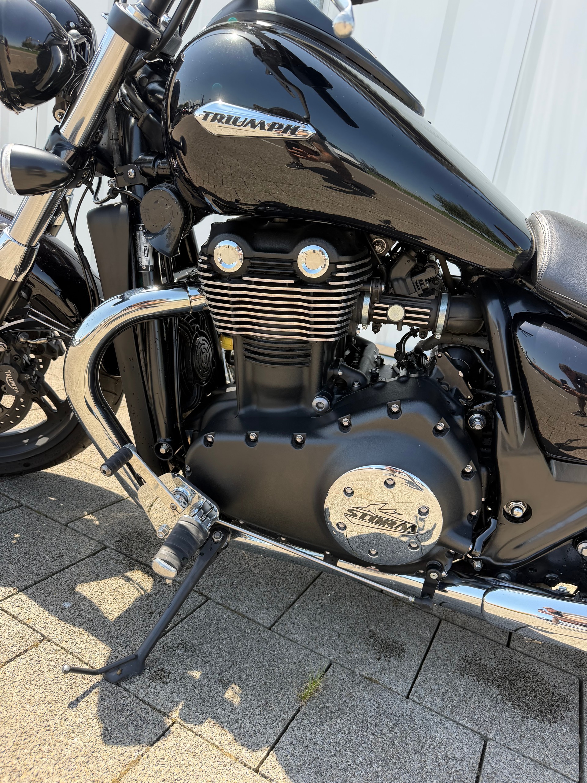TRIUMPH Thunderbird Storm 1700 ABS-image-5