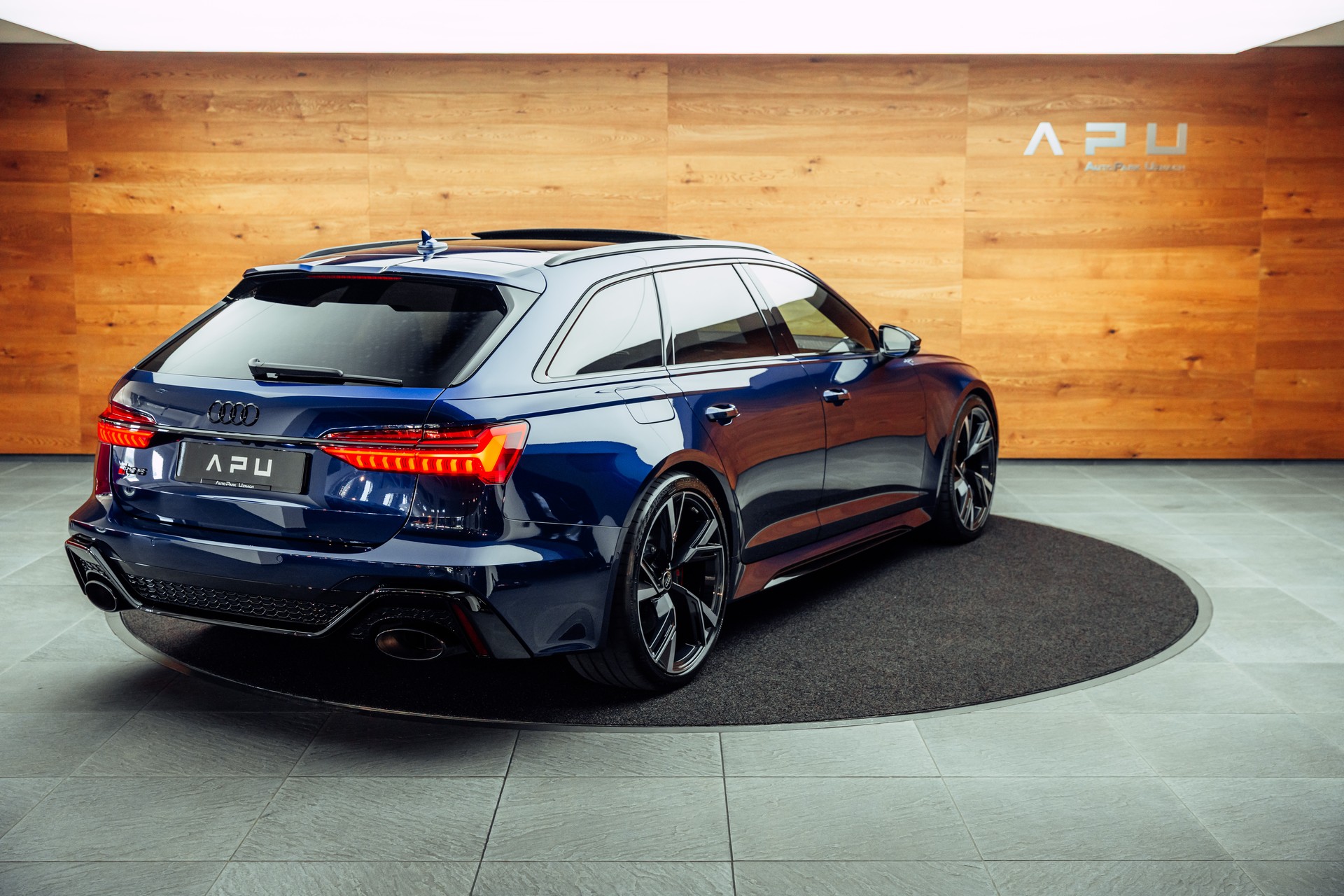 AUDI RS6 Avant 4.0 TFSI V8 quattro APR 719PS-showroom-element-1