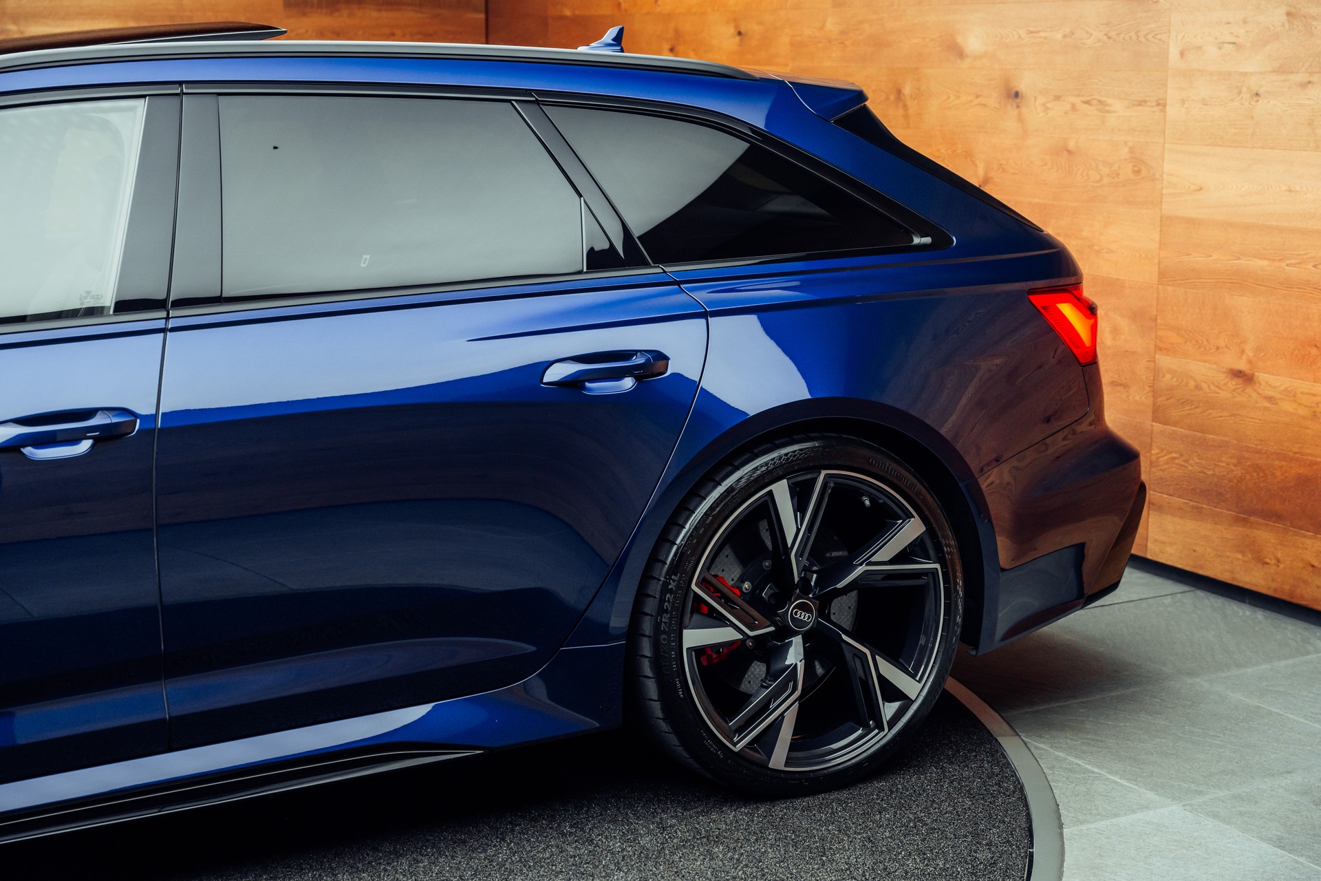 AUDI RS6 Avant 4.0 TFSI V8 quattro APR 719PS-image-19