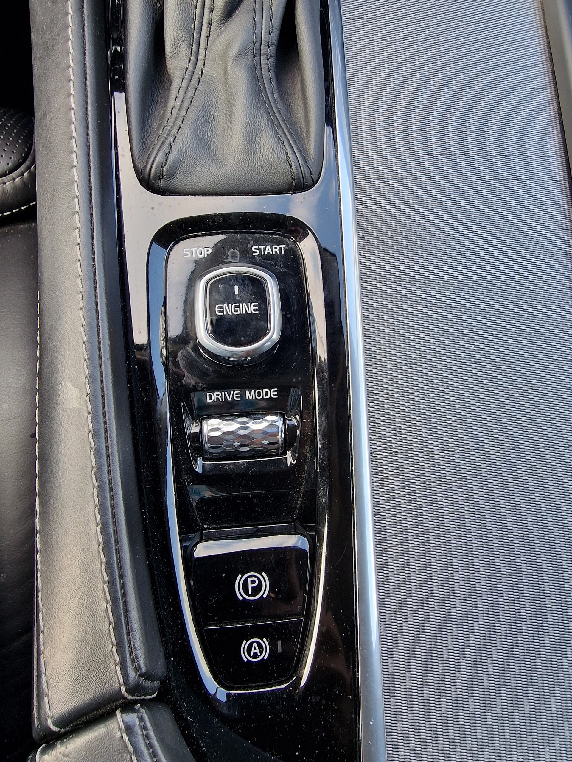 VOLVO V90 T6 AWD Inscription Geartronic 8xAlu 12Mt Gara-image-18