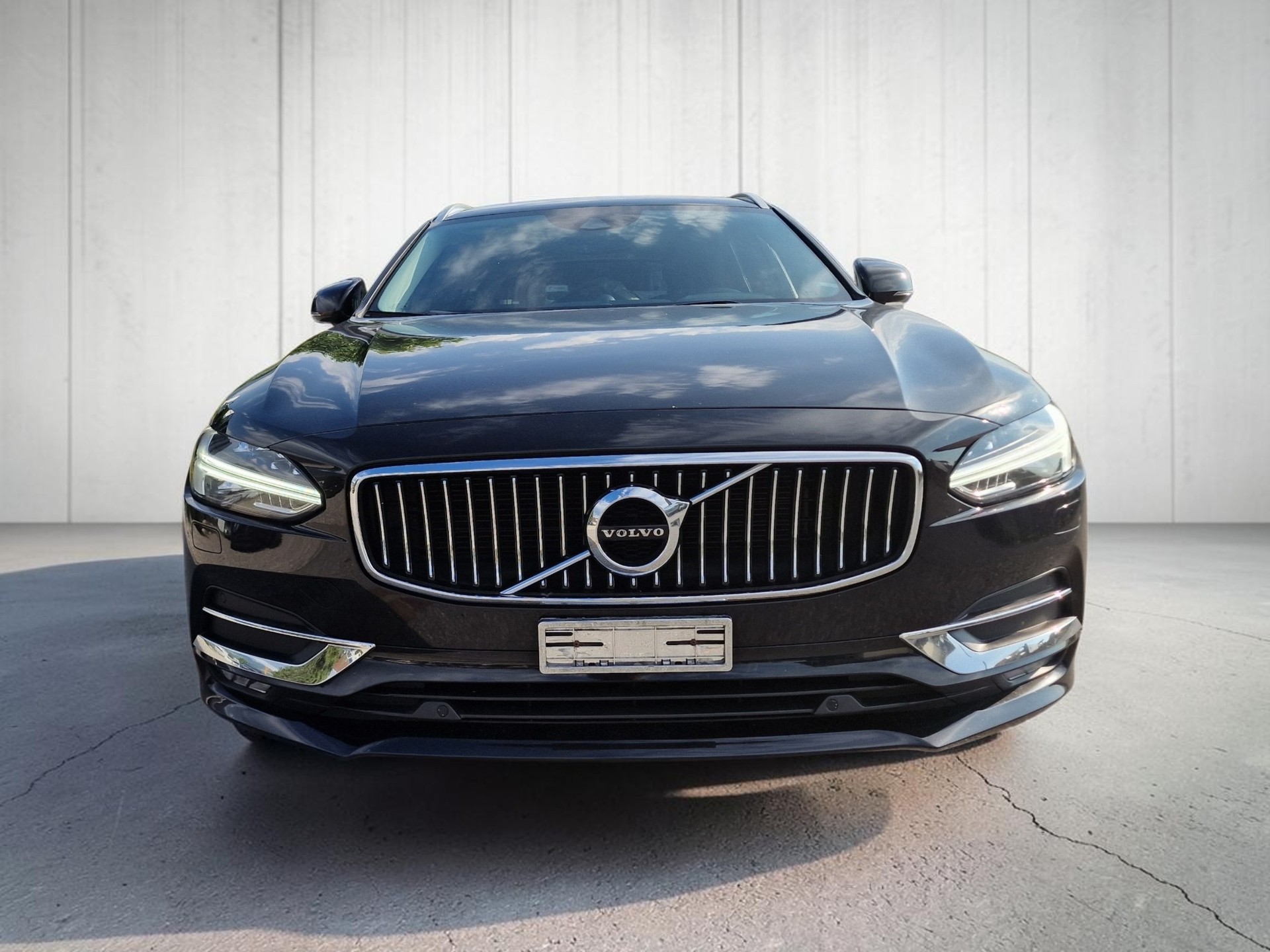 VOLVO V90 T6 AWD Inscription Geartronic 8xAlu 12Mt Gara-image-2