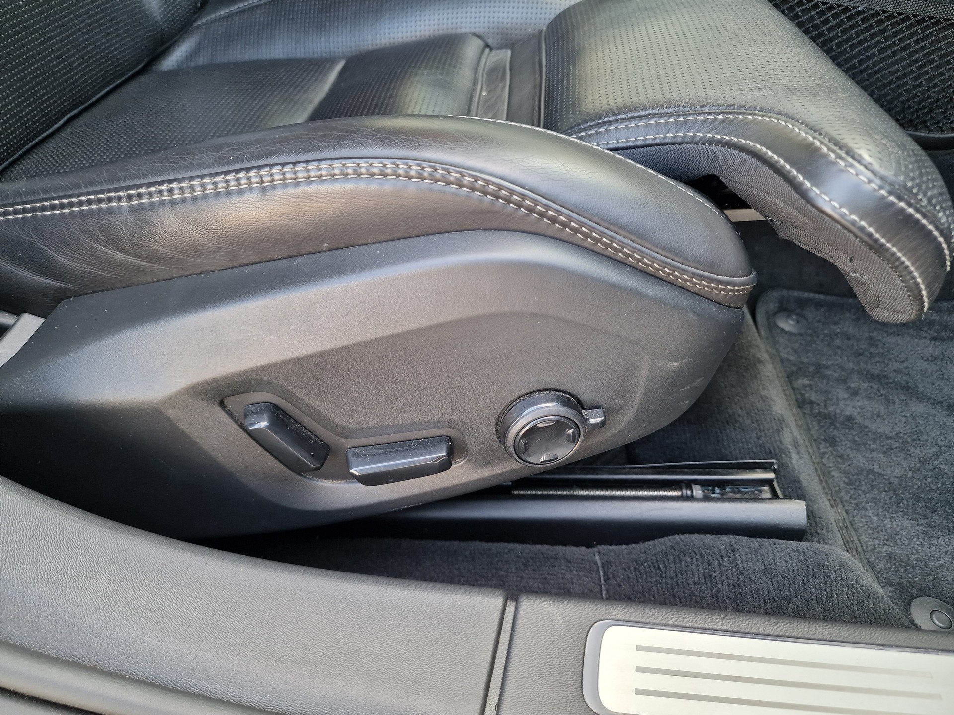 VOLVO V90 T6 AWD Inscription Geartronic 8xAlu 12Mt Gara-image-10