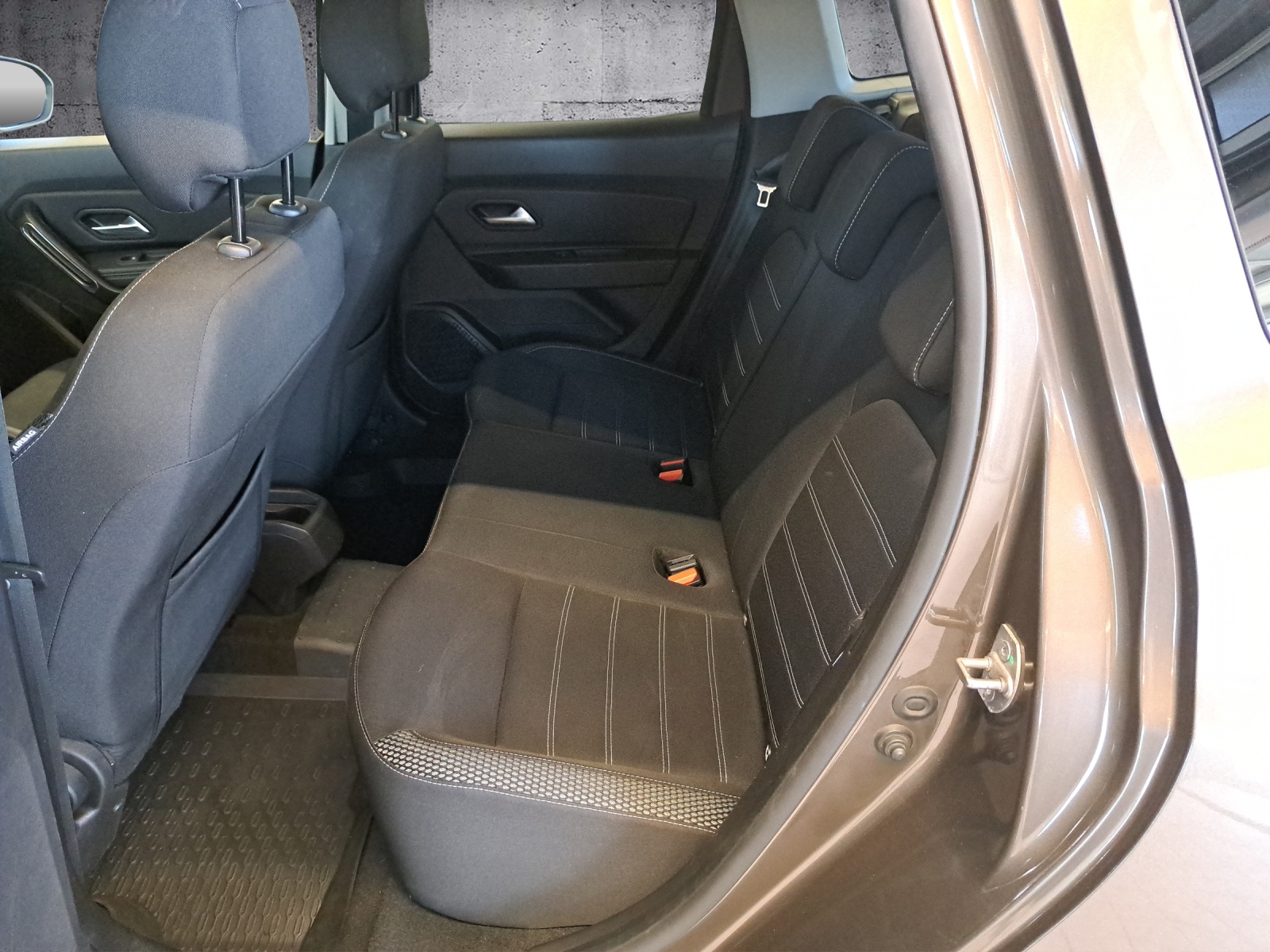 DACIA Duster 1.3 TCe 150 Prestige-image-15