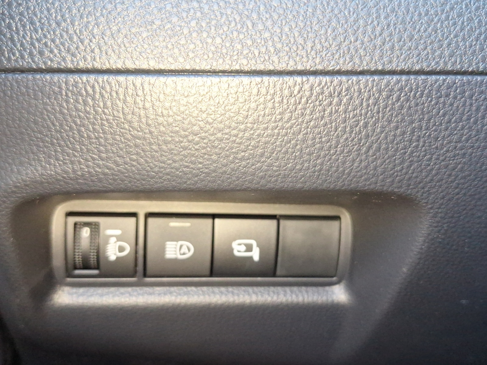 TOYOTA Aygo X 1.5 VVT-i HSD Style-image-19