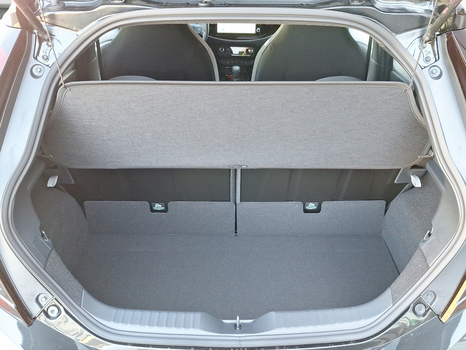 TOYOTA Aygo X 1.5 VVT-i HSD Style-image-11