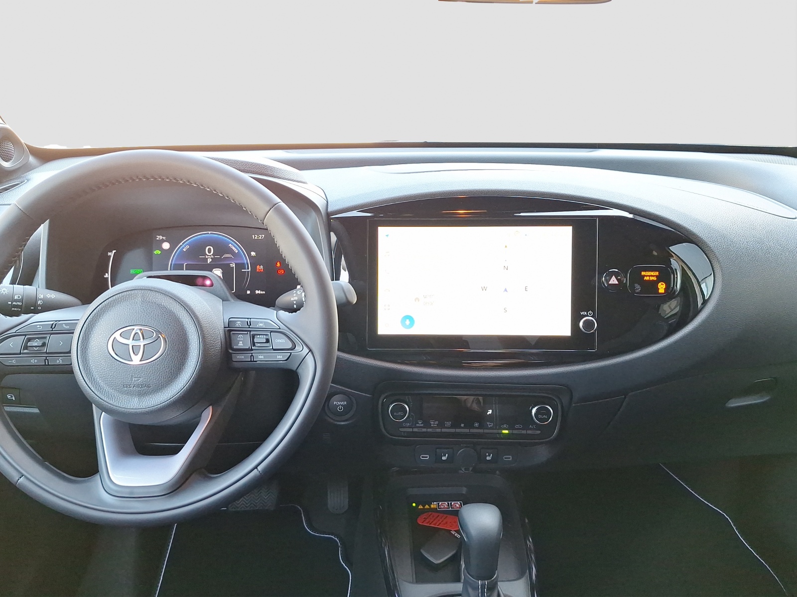 TOYOTA Aygo X 1.5 VVT-i HSD Style-image-8