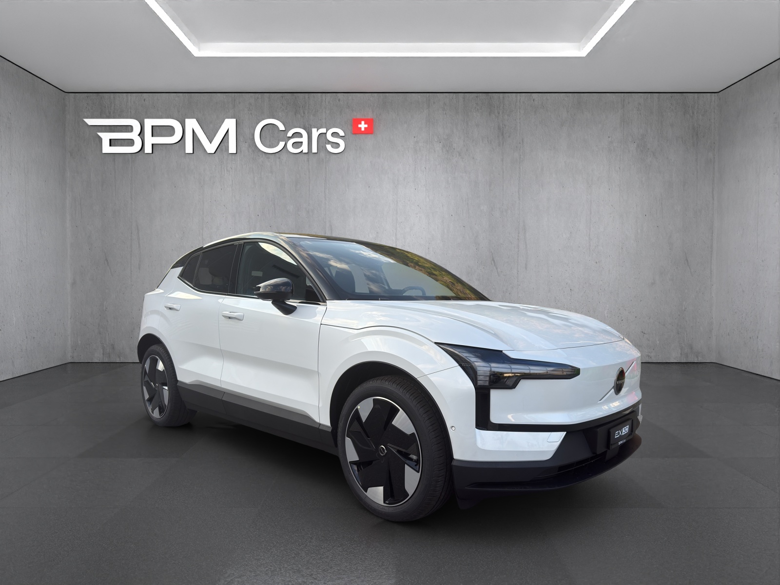 VOLVO EX30 P8 69 kWh AWD Ultra-image-5