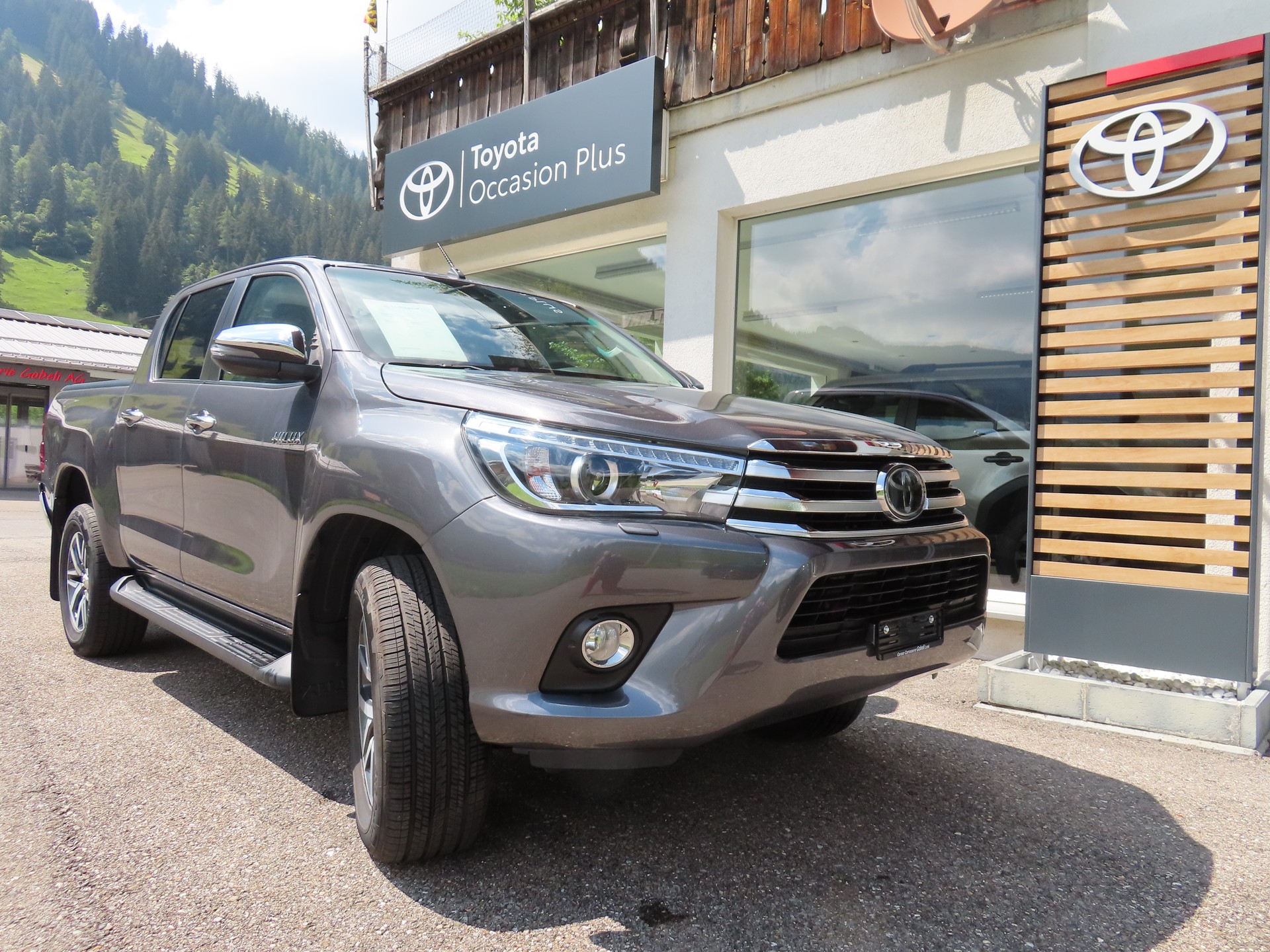 TOYOTA Hilux Double Cab.-Pick-up 2.4 D-4D 170 Sol Premium-image-0