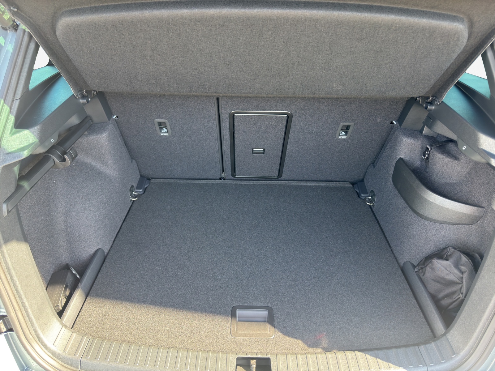 SKODA Karoq 2.0 TSI SportLine 4x4 DSG-image-12
