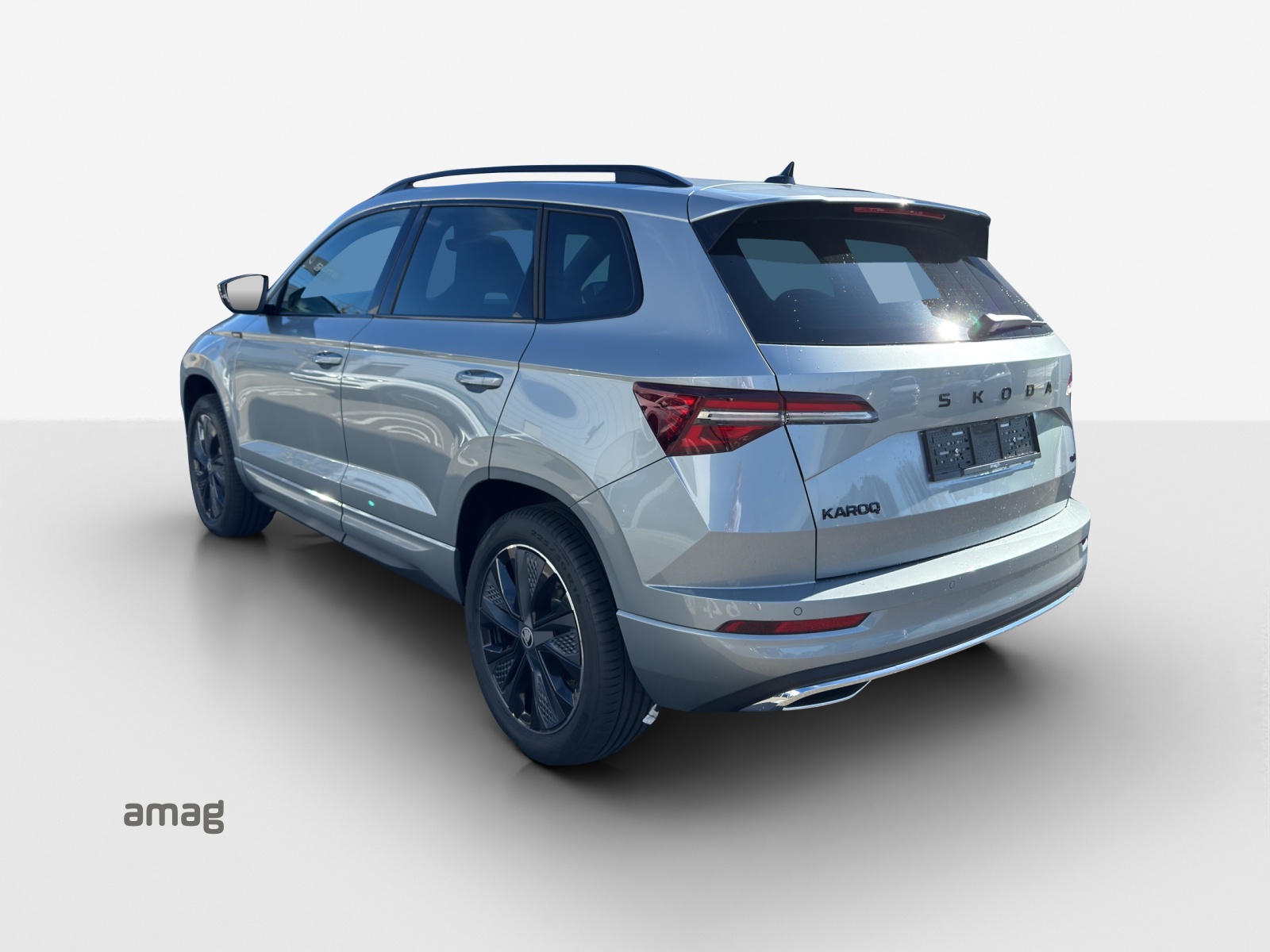 SKODA Karoq 2.0 TSI SportLine 4x4 DSG-image-2