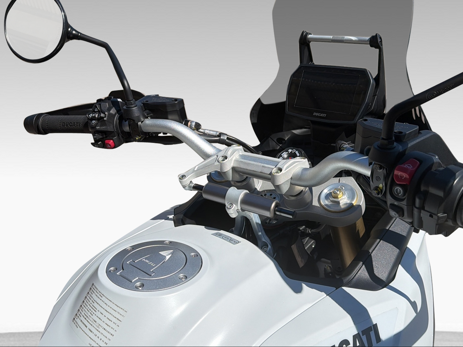 DUCATI 890 Desert X ABS-image-7