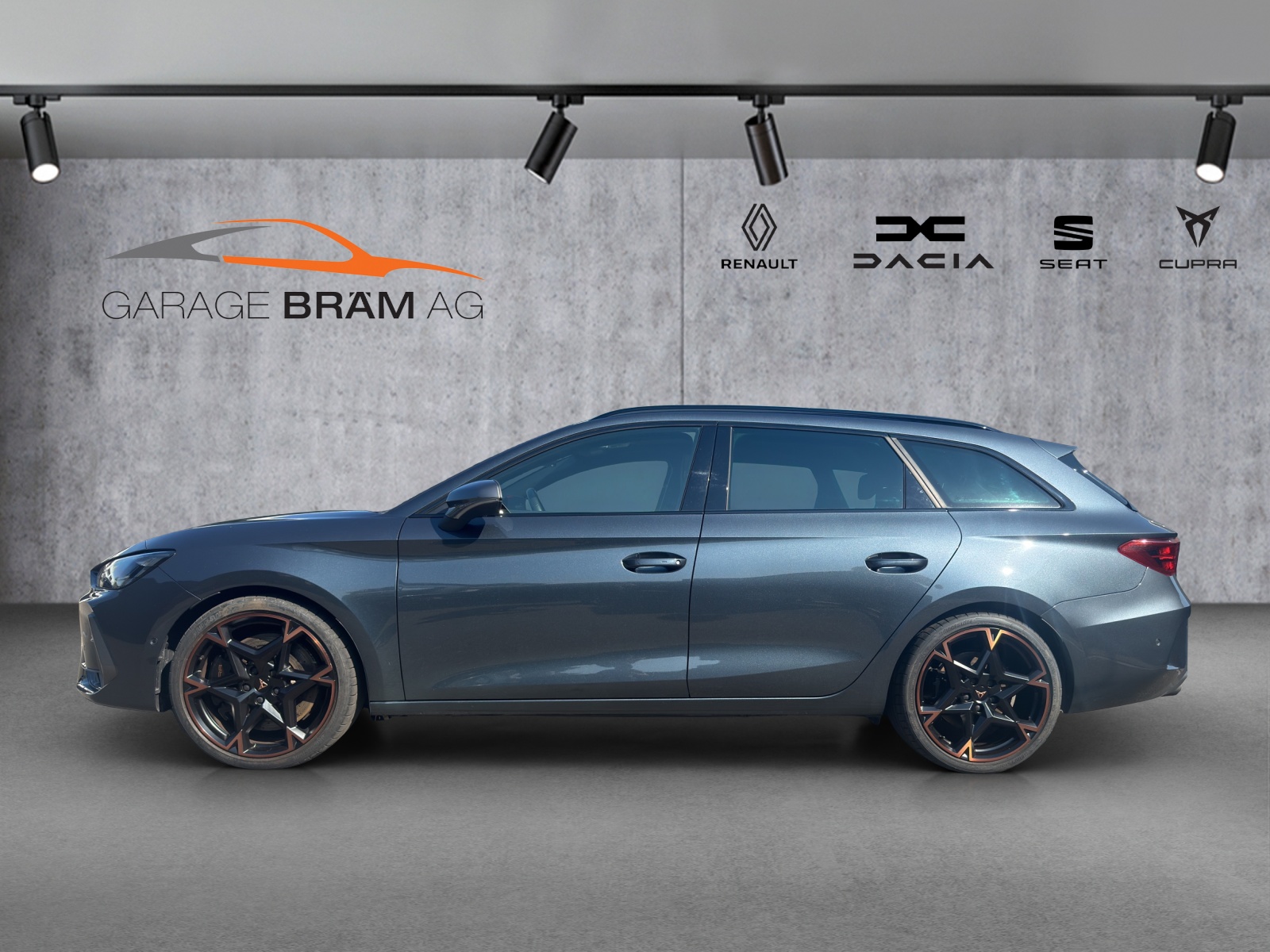 CUPRA LEON ST 2.0 TSI VZ DSG 4Drive-image-2