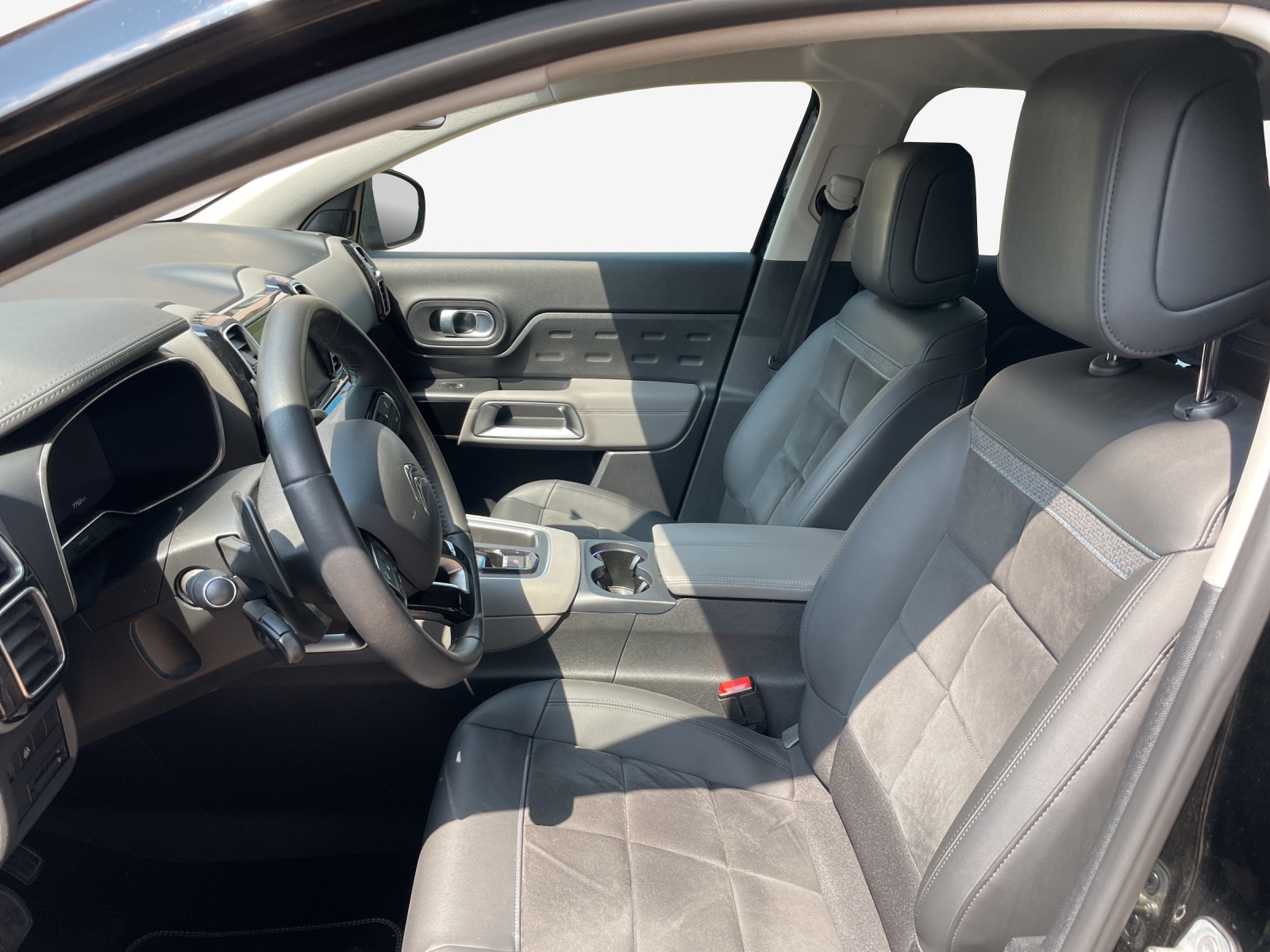 CITROEN C5 Aircross 1.2i PureTech Swiss Edition EAT8-image-7