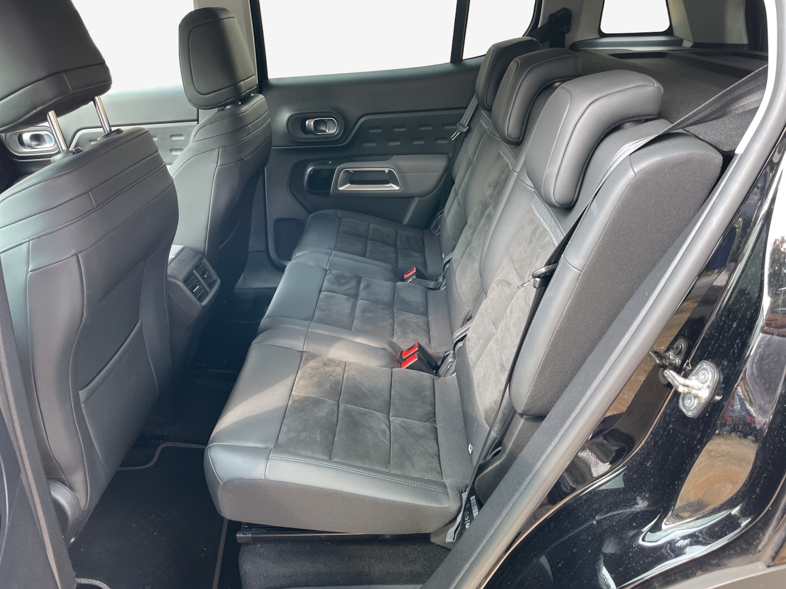 CITROEN C5 Aircross 1.2i PureTech Swiss Edition EAT8-image-11