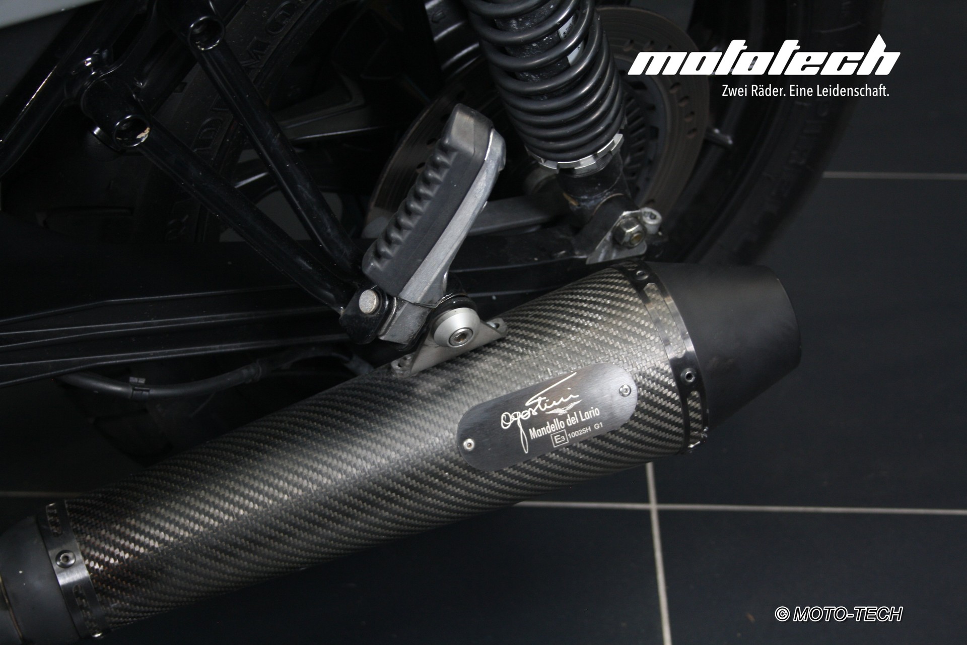 MOTO GUZZI V7 III Stone 750 ABS-image-7