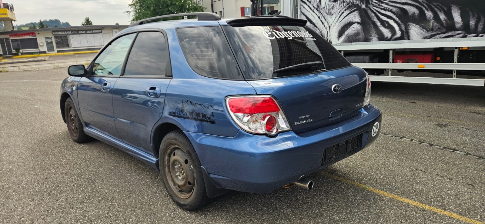 SUBARU Impreza 1.5R Swiss De Luxe-image-3