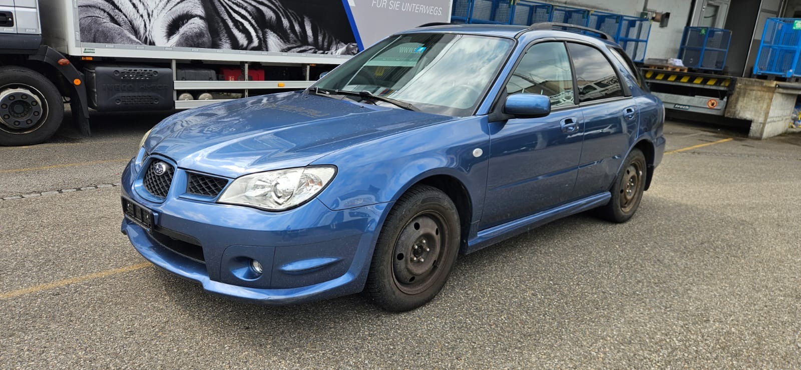 SUBARU Impreza 1.5R Swiss De Luxe-image-6