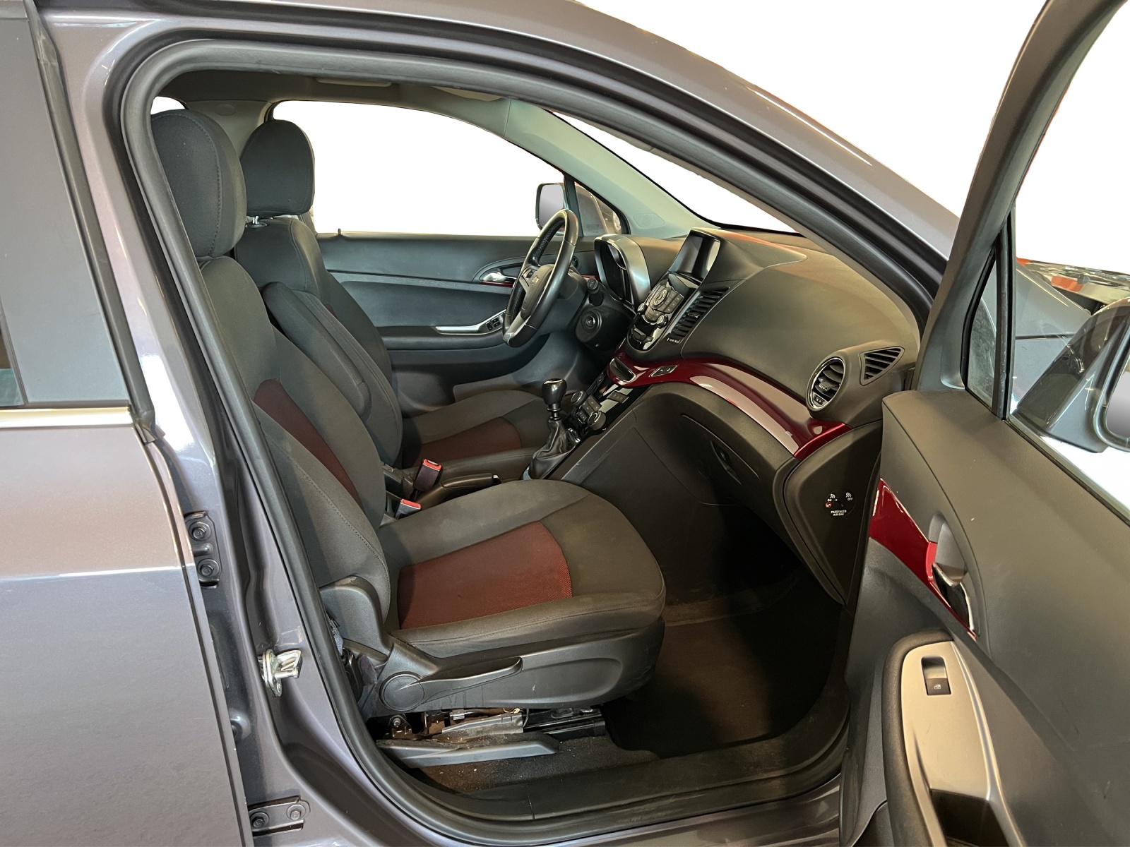 CHEVROLET Orlando 1.4 Turbo LT-image-6