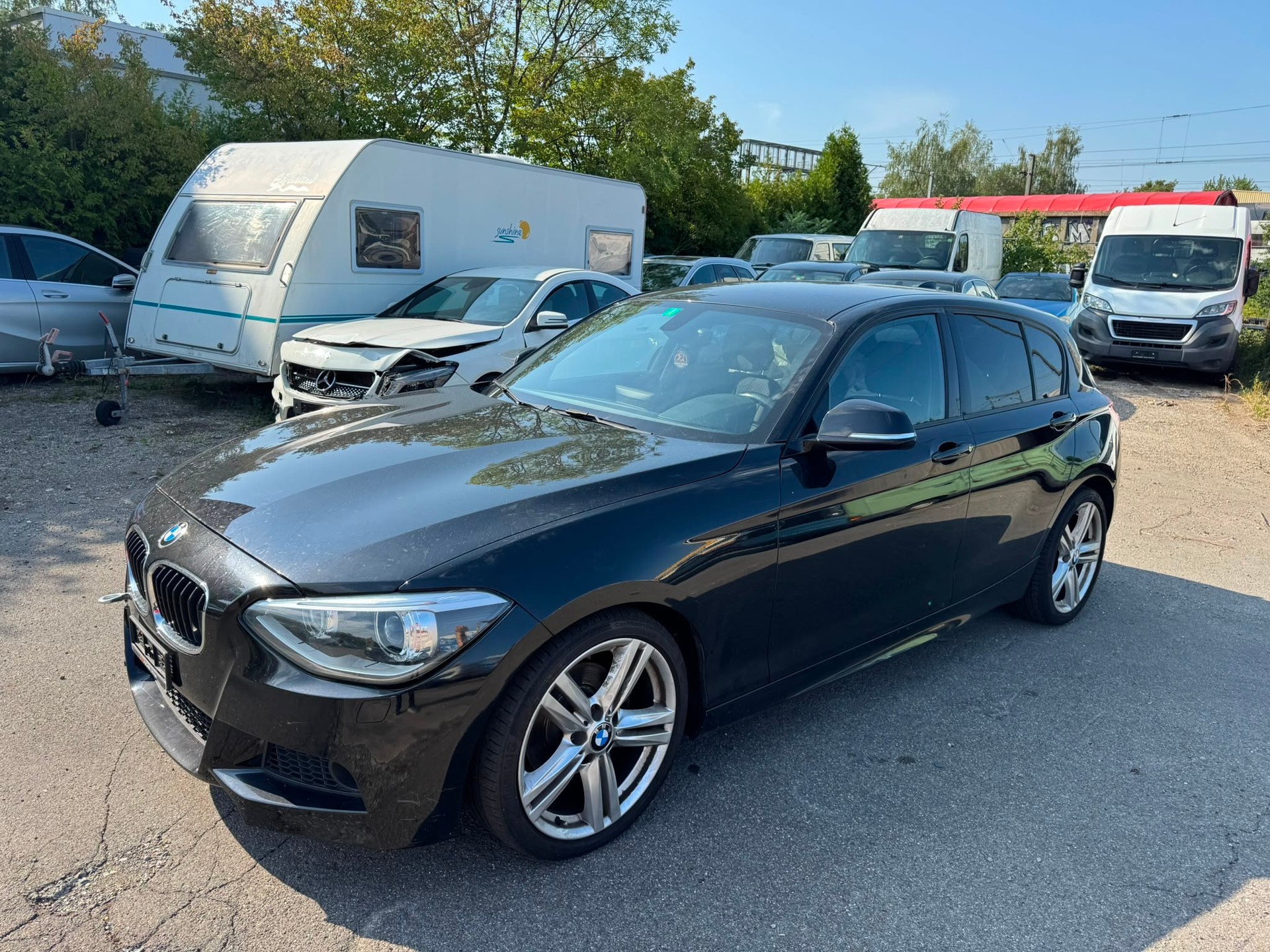 BMW 118i Sport Line Steptronic-image-1