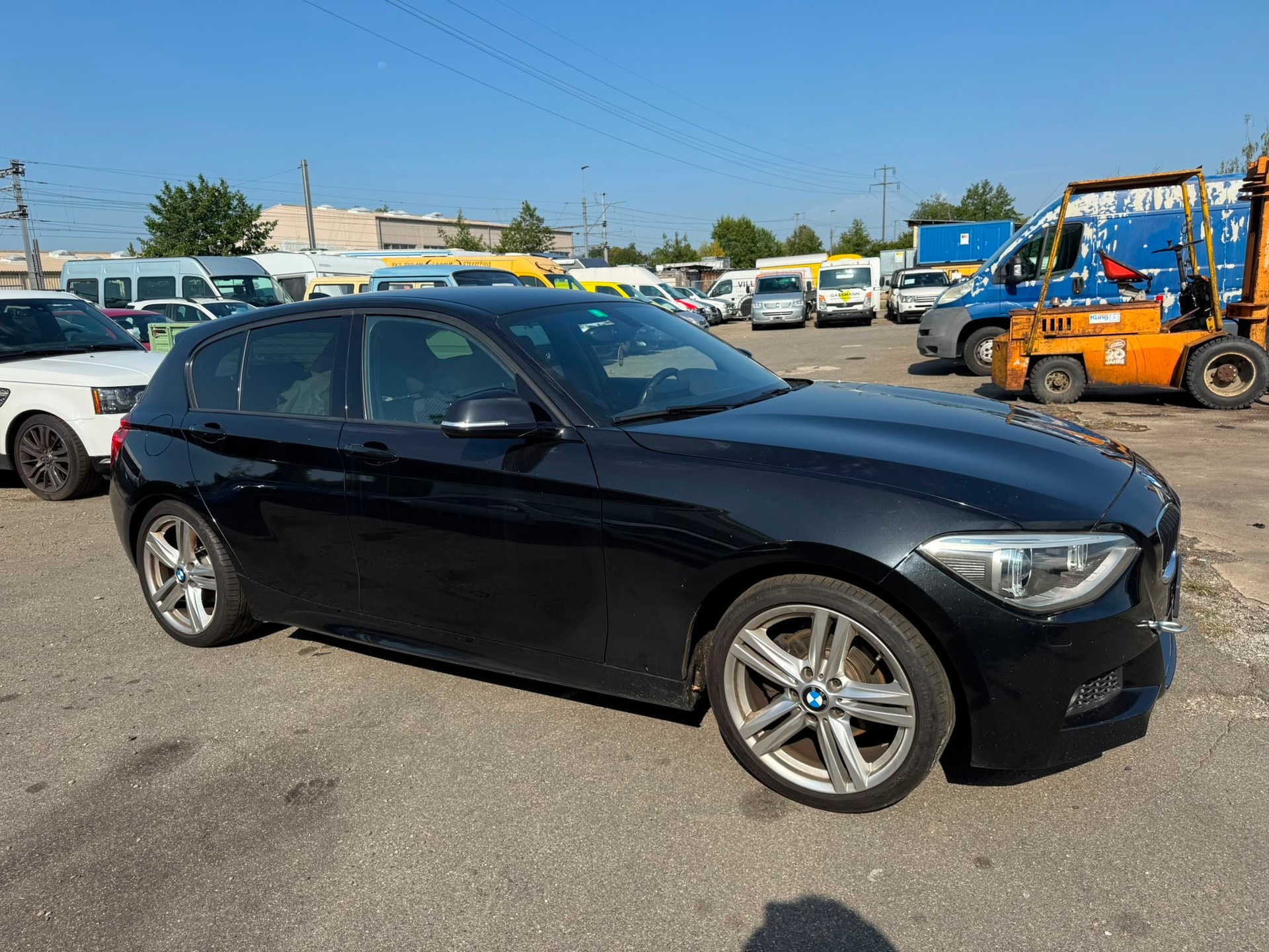BMW 118i Sport Line Steptronic-image-4