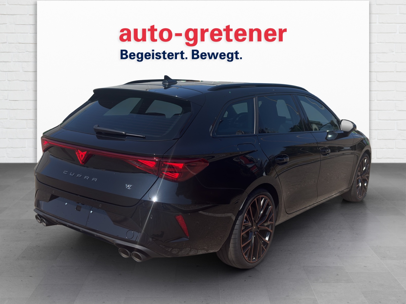 CUPRA Leon ST 2.0 TSI 333 VZ 4Drive DSG-image-2