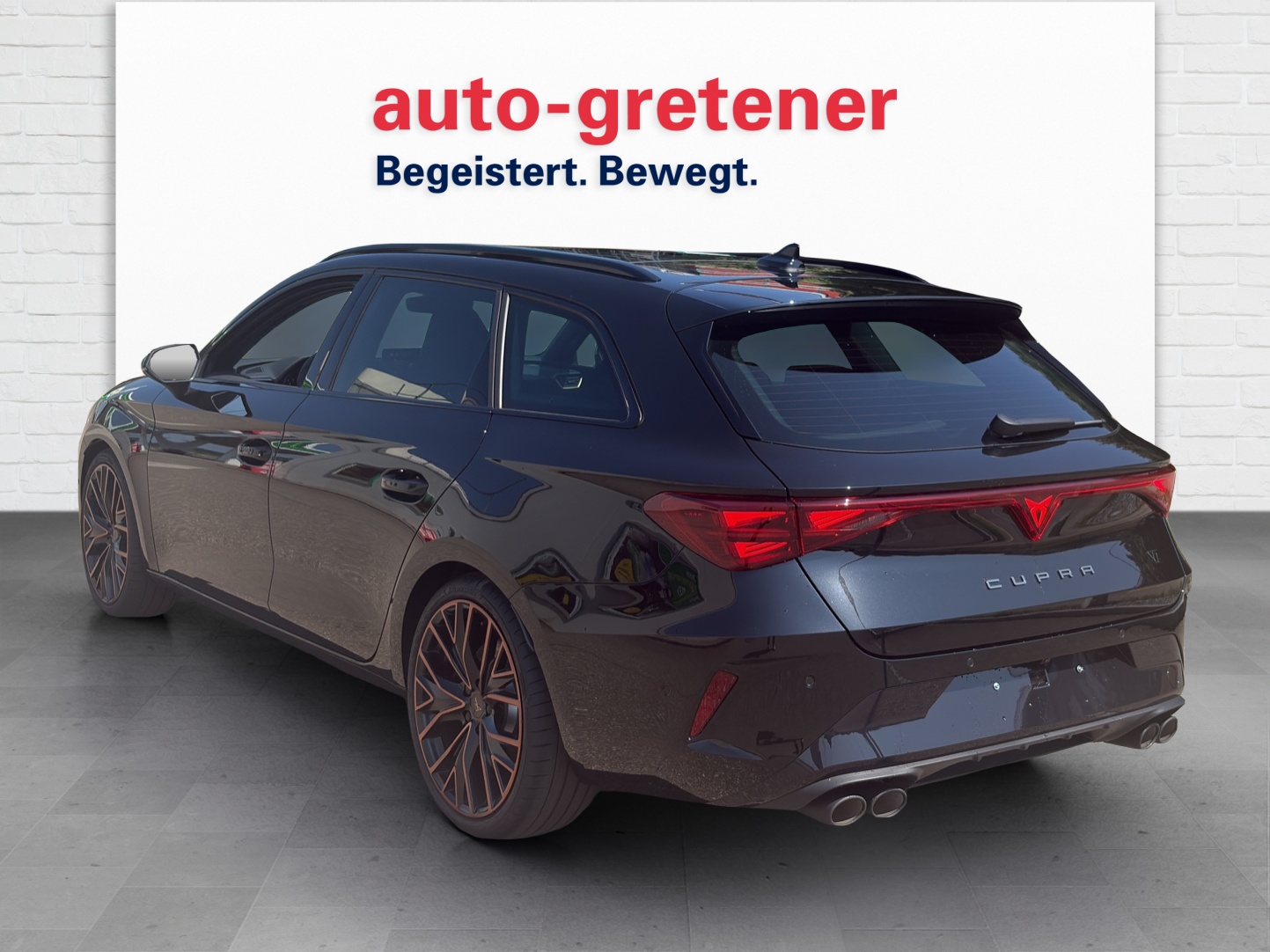 CUPRA Leon ST 2.0 TSI 333 VZ 4Drive DSG-image-1