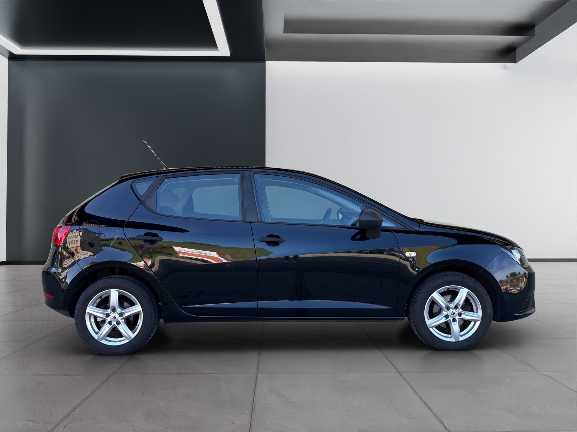 SEAT Ibiza SC 1.2 TSI Style-image-6