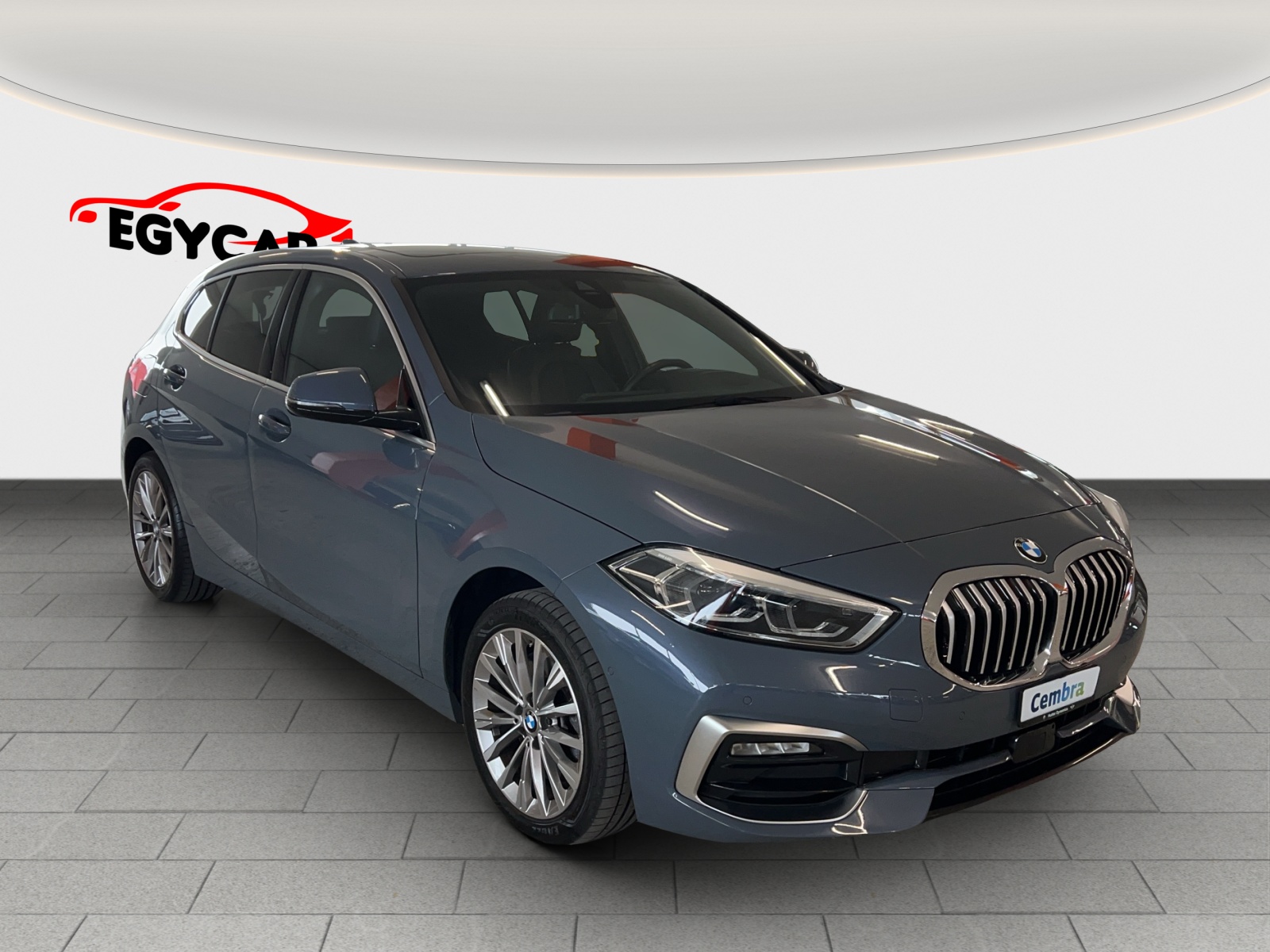 BMW 120d xDrive Steptronic Luxury Line-image-1