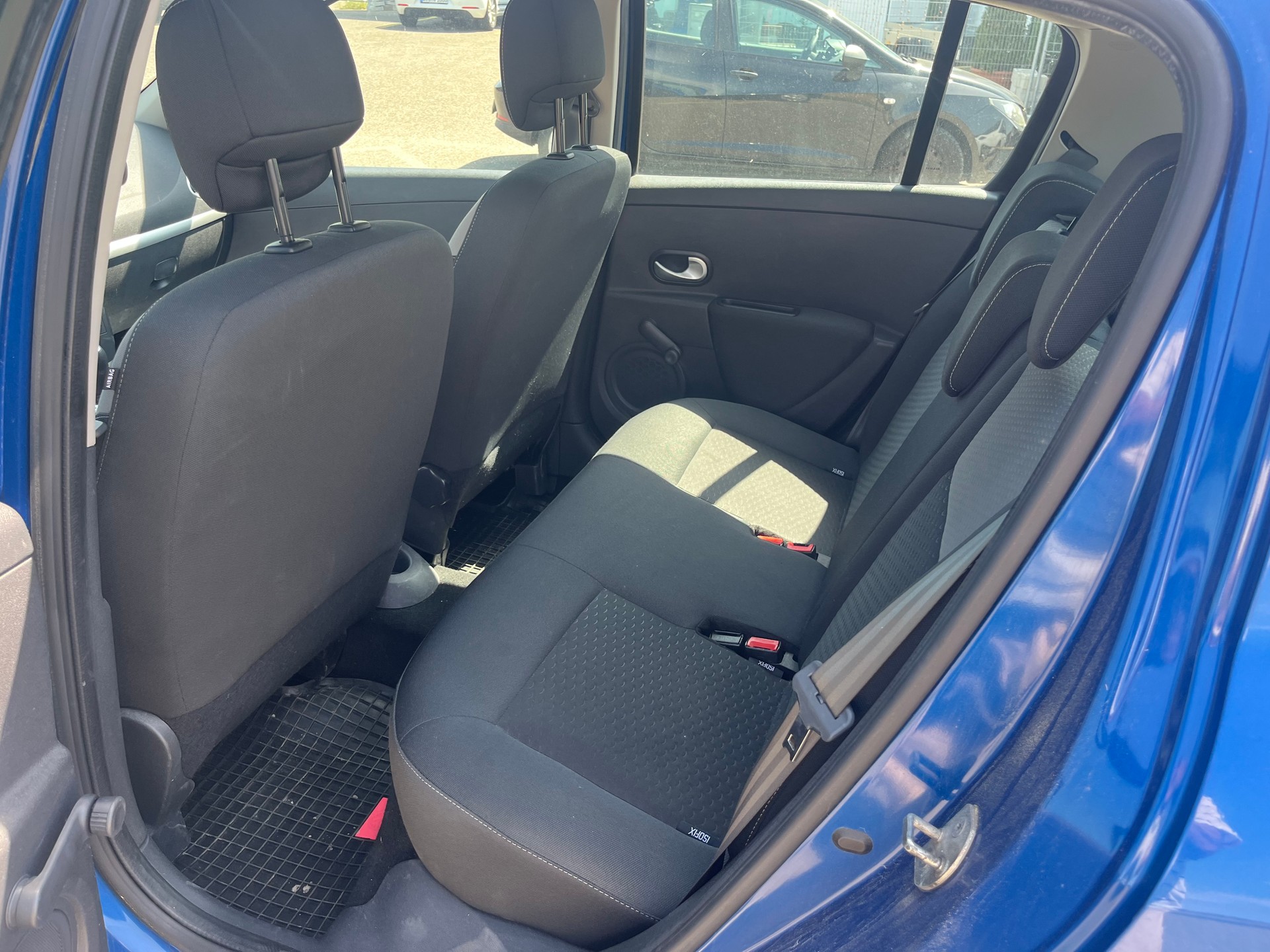 RENAULT Clio 1.2 16V Expression-image-9